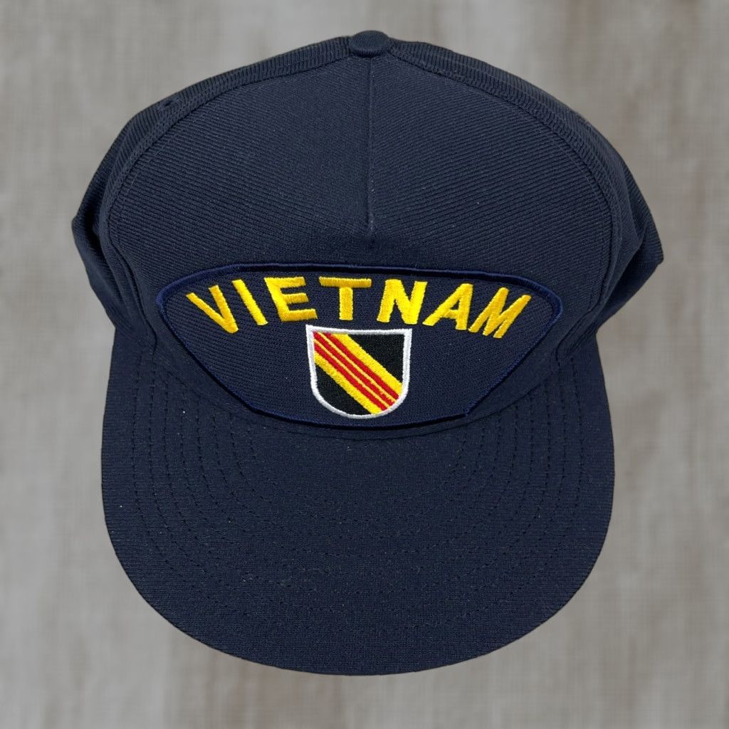 Vintage VINTAGE Eagle Crest Hat Cap Snapback Made In USA Military Army 90s Patch Blue One Size Mens Adjustable Classic Retro 80s 90s USA Logo Hipster Outdoor Size ONE SIZE - 1 Thumbnail