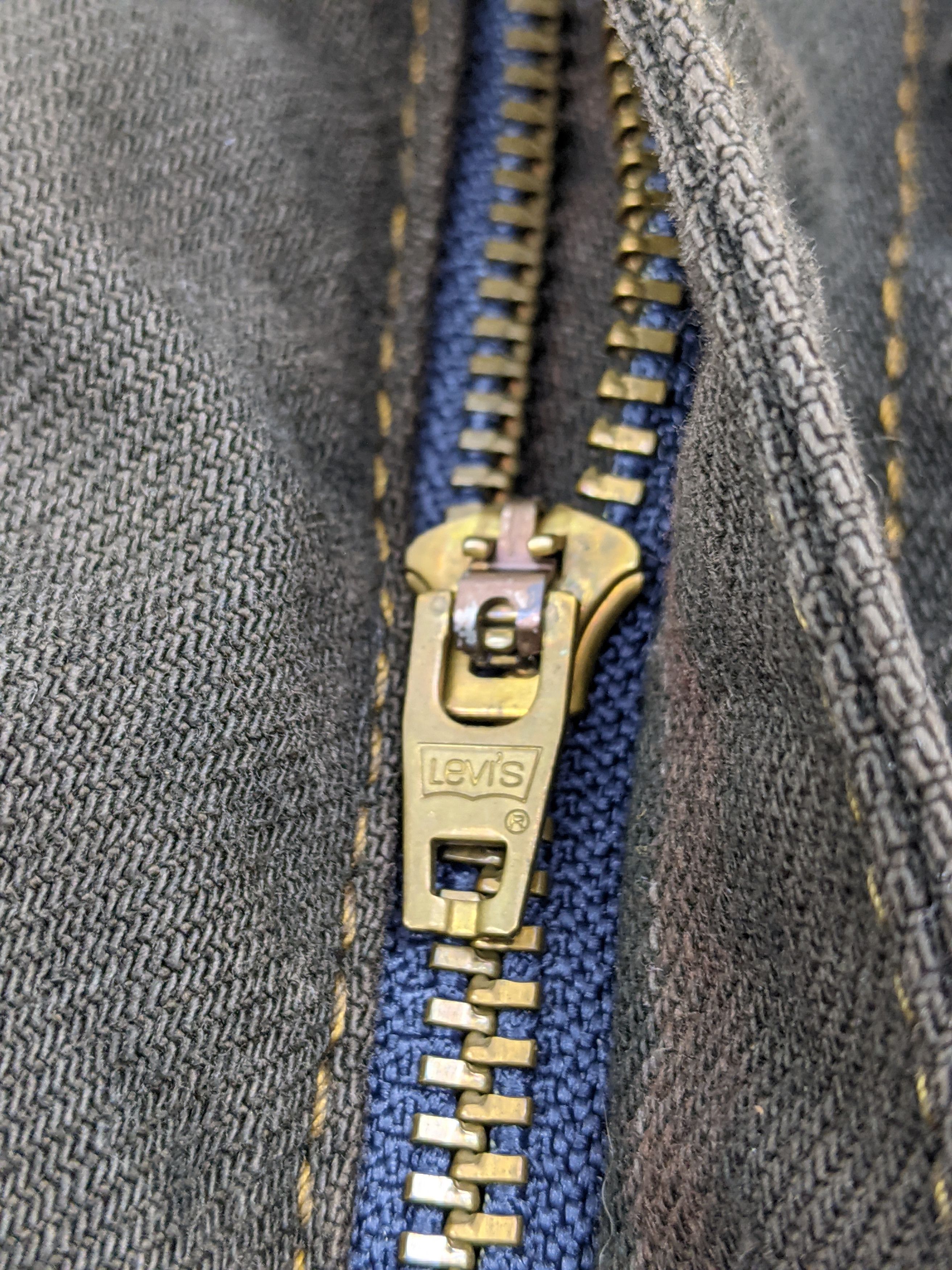 Levi's Vintage 90s Levis 550 Flared Bootcut Jeans DJ0014Z Size US 26 / EU 42 - 11 Thumbnail