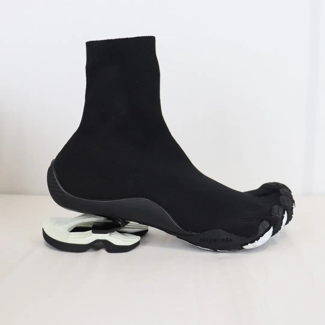 Balenciaga o1rshd1 Q:2 / Flex Five Toe Socks Boots in Black/white Size US 8 / EU 41 - 2 Thumbnail