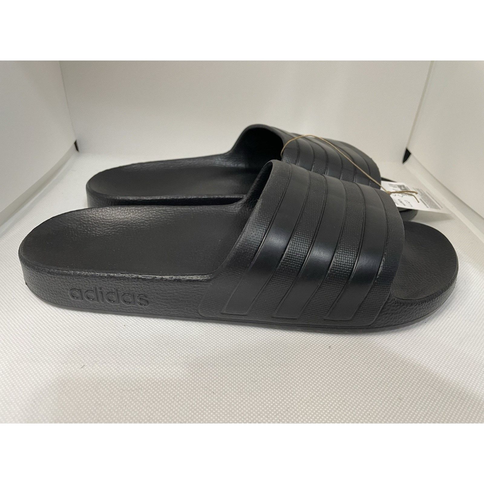 Adidas Adidas Adilette Aqua Slides BNWT Mens 11 Blk/Blk/Blk Size US 11 / EU 44 - 6 Thumbnail