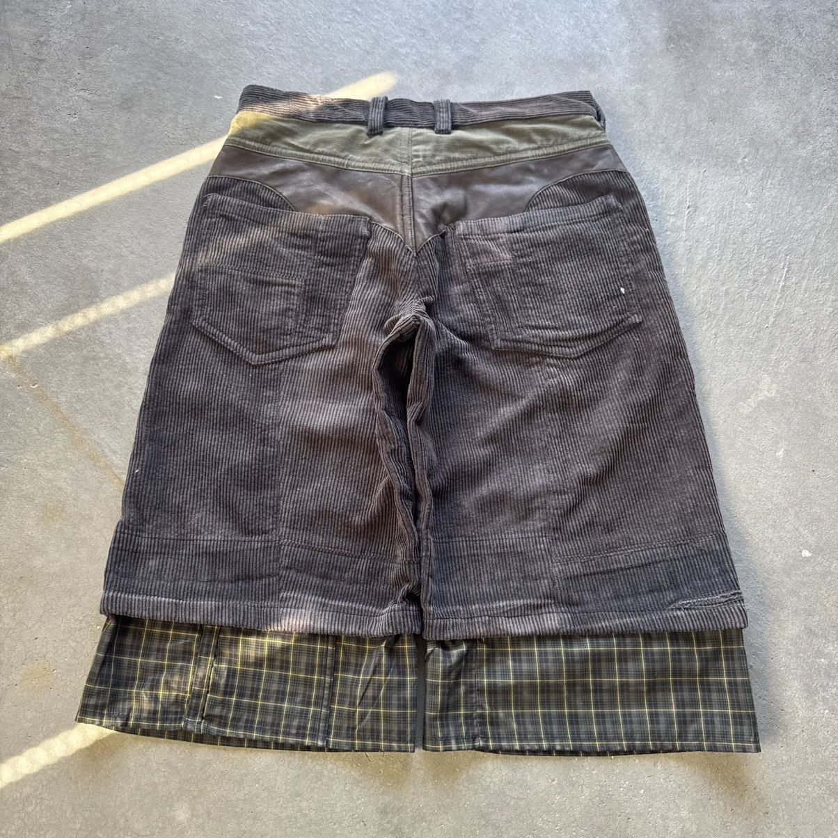Handmade Upcycled corduroy capris Size US 32 / EU 48 - 6 Thumbnail