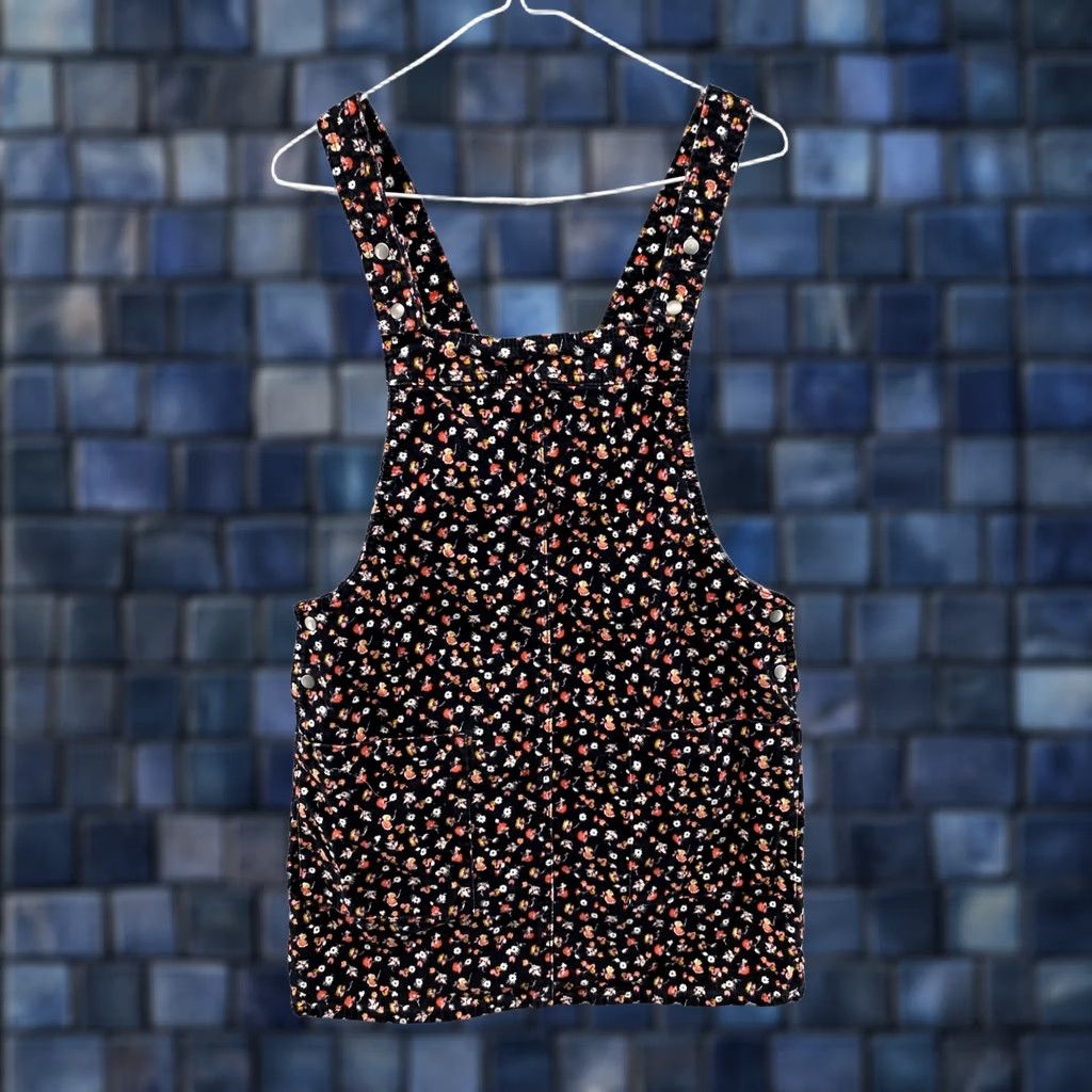 Vintage XHILARATION Black Floral Corduroy Overall Dress Mini Length M Women Size 32" / US 10 / IT 46 - 1 Thumbnail