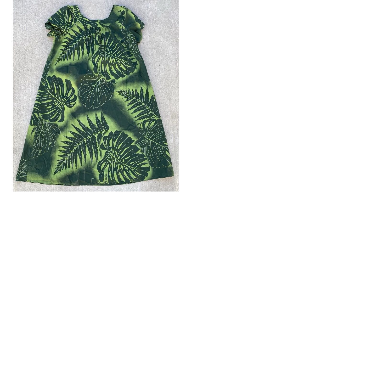 Vintage Royal Creations Muumuu Hawaiian Dress Hawaii Aloha XL Green Midi Polyester Blend Tulip Sleeves ZIP Not a stretchy fabric? Size XL / US 12-14 / IT 48-50 - 12 Thumbnail