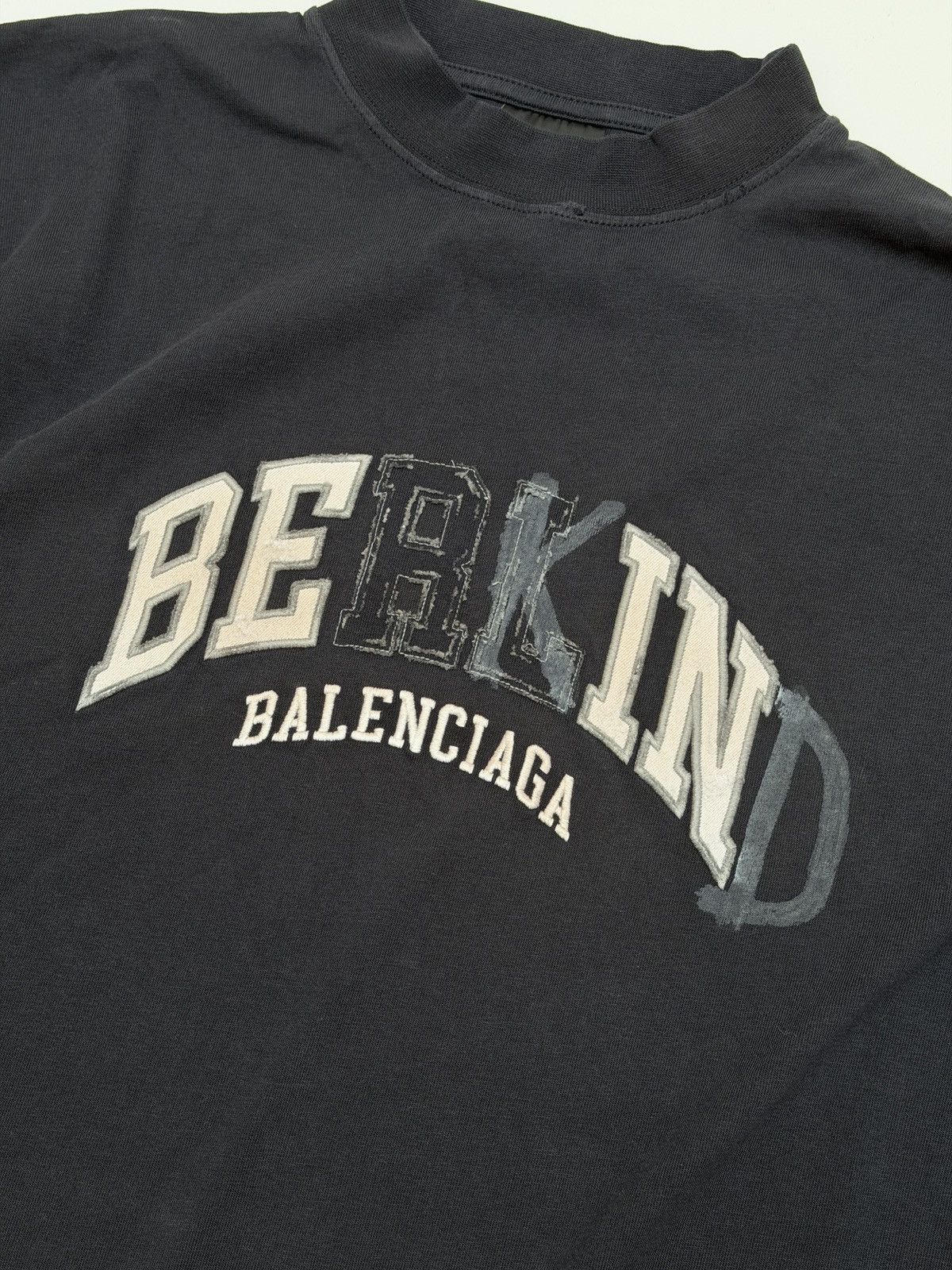 Balenciaga Balenciaga Be Kind Destroyed Patched Logo L/S Tee Shirt Size US XL / EU 56 / 4 - 4 Thumbnail