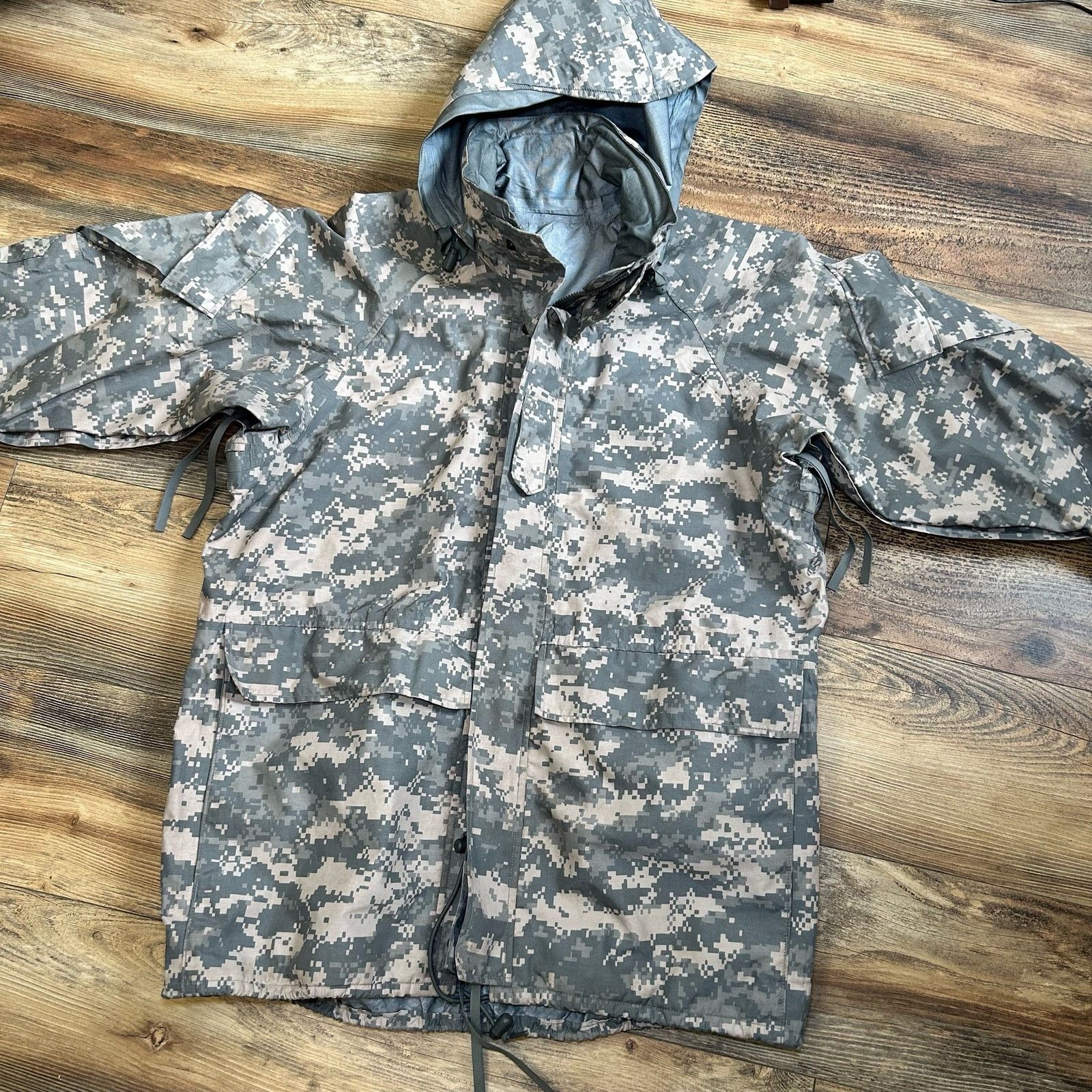 Vintage Camouflage Military Parka Jacket Camo Coat Nylon Hood Medium Size US M / EU 48-50 / 2 - 11 Thumbnail