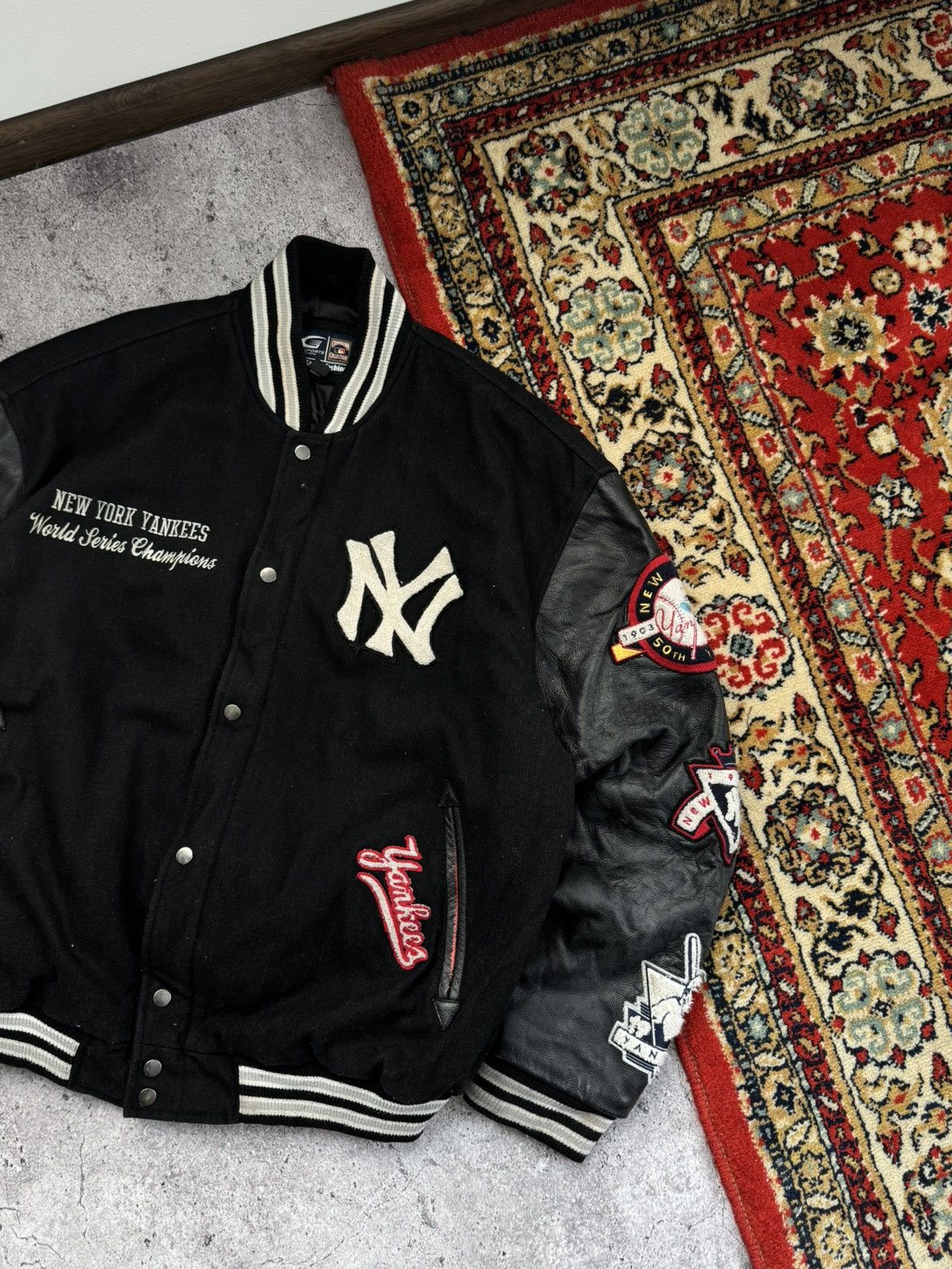 G-III Archive New York Yankees Jay Z Varsity Bomber XL Jacket Size US XL / EU 56 / 4 - 6 Thumbnail