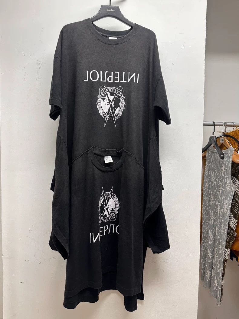 Vetements Vetements 19aw Scissors Patchwork Robe Short Sleeve 2501-Ne Size US S / EU 44-46 / 1 - 1 Thumbnail