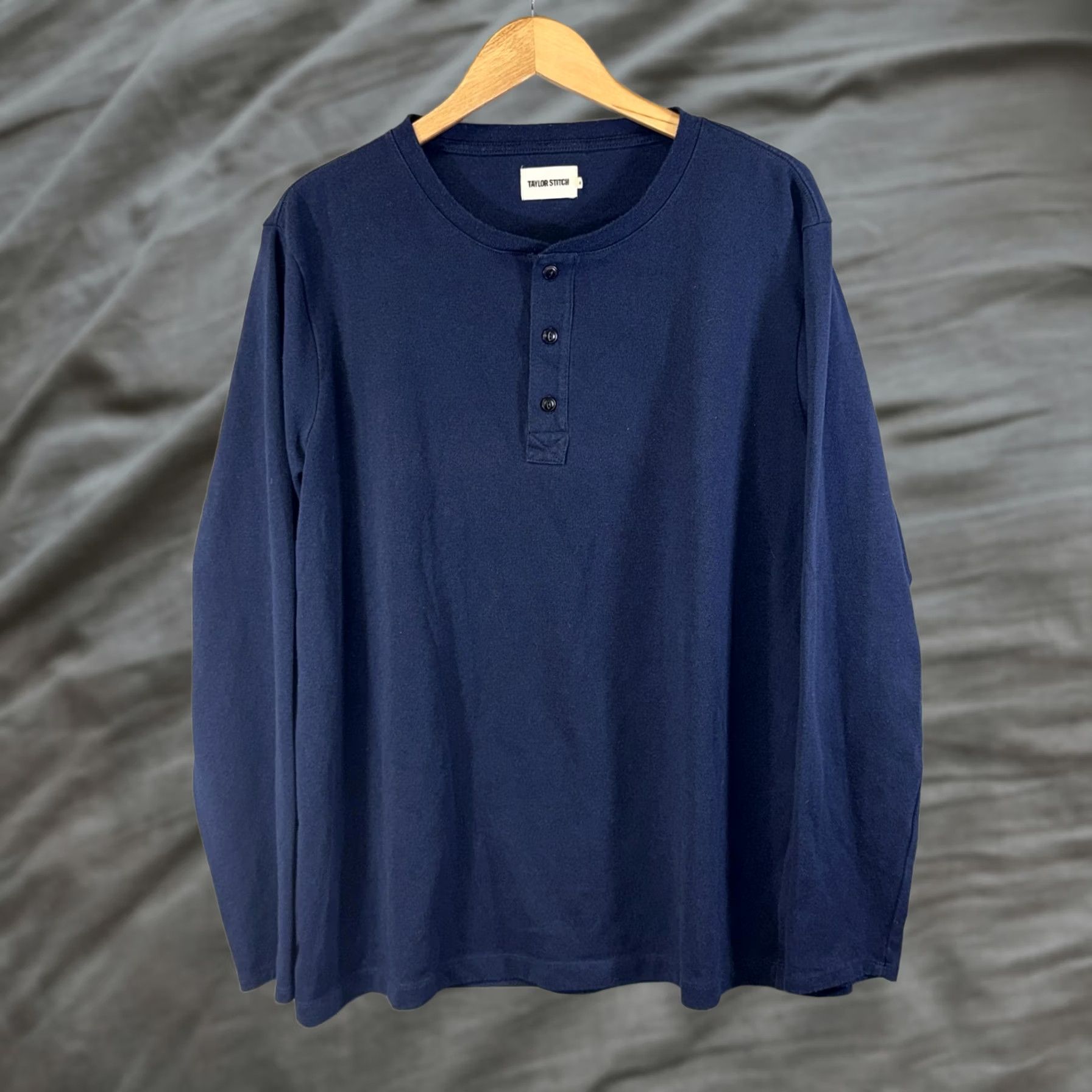 Taylor Stitch Taylor Stitch Henley Shirt Mens Large Navy Blue Long Sleeve Crewneck Casual Size US XXL / EU 58 / 5 - 1 Thumbnail