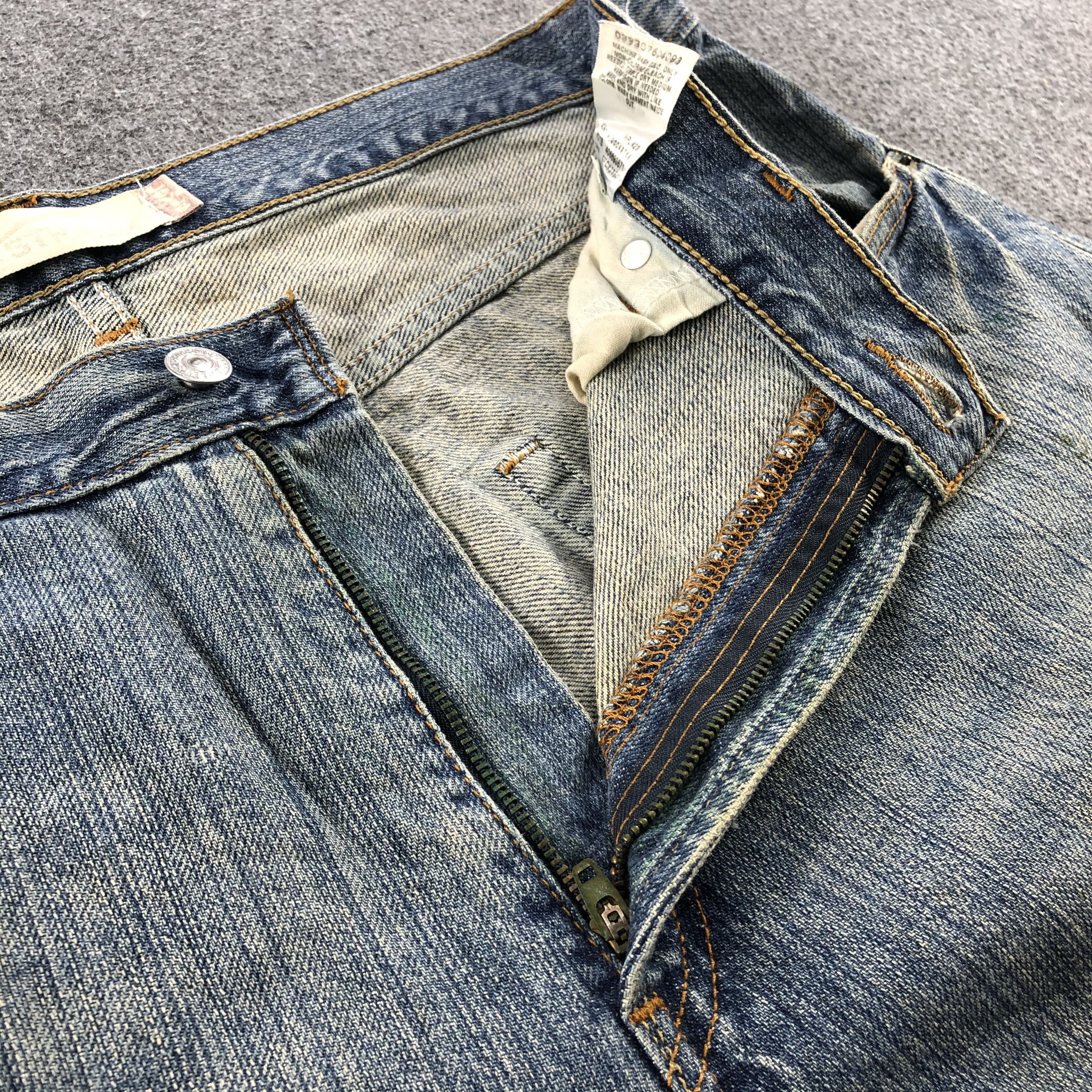Levi's Vintage Medium Wash Levis 569 Jeans-J1262 Size US 37 - 9 Thumbnail