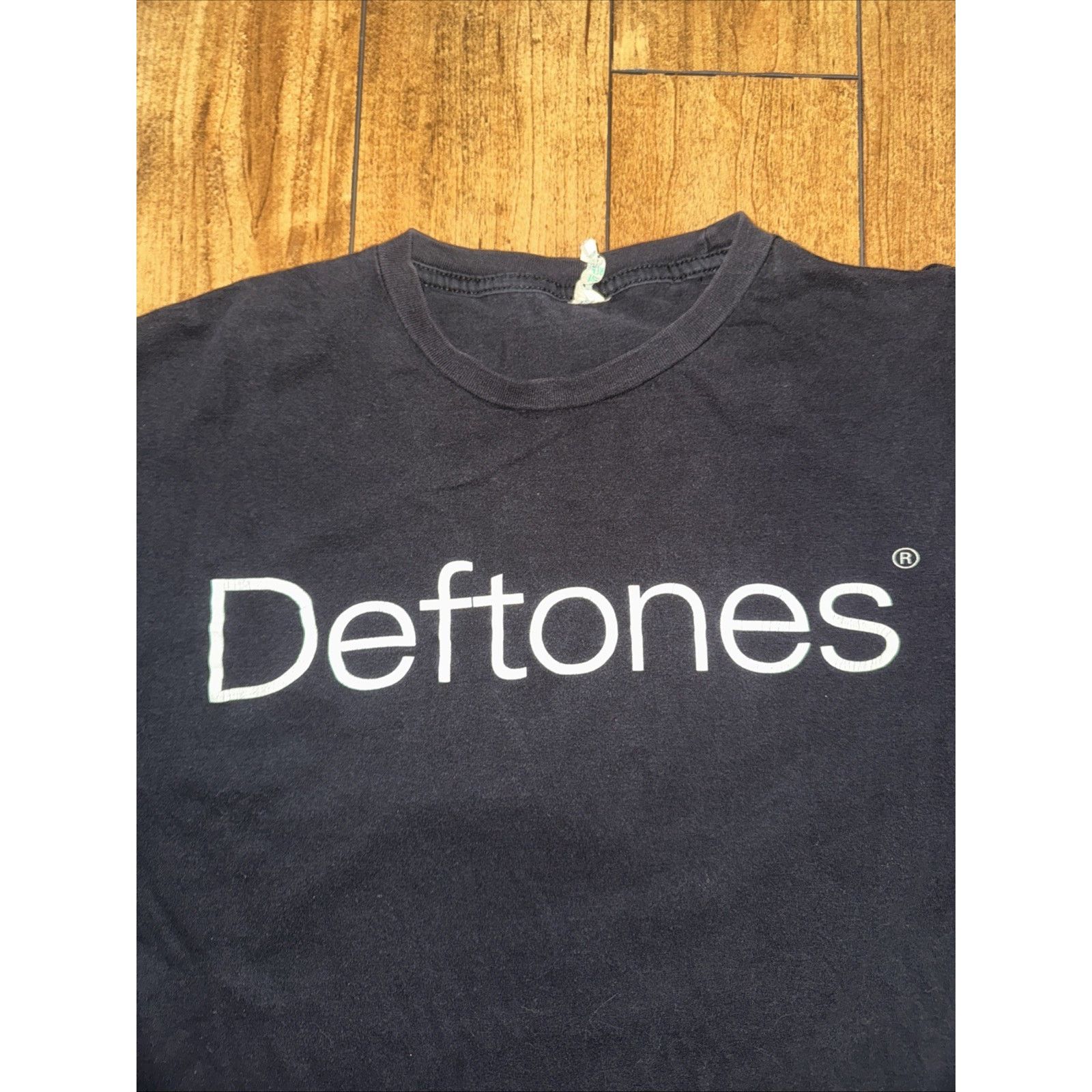 Band Tees × Vintage Deftones Ohms Album Band T-Shirt Black XL Graphic Tee 23x27 Size US XL / EU 56 / 4 - 2 Thumbnail