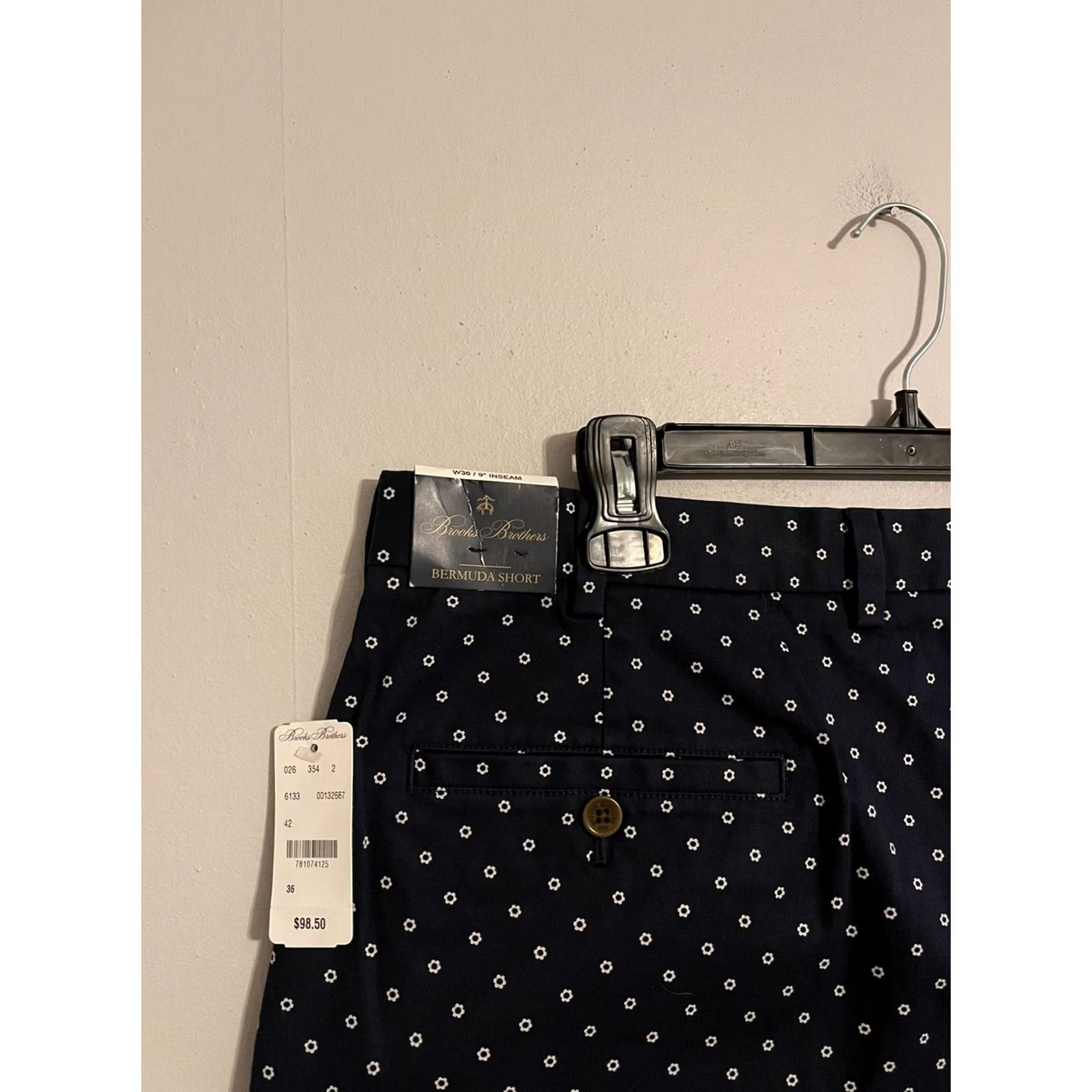 Brooks Brothers Brooks Brothers Chino Shorts Mens Geometric Navy Blue Bermuda Size 36 Size US 36 / EU 52 - 2 Thumbnail
