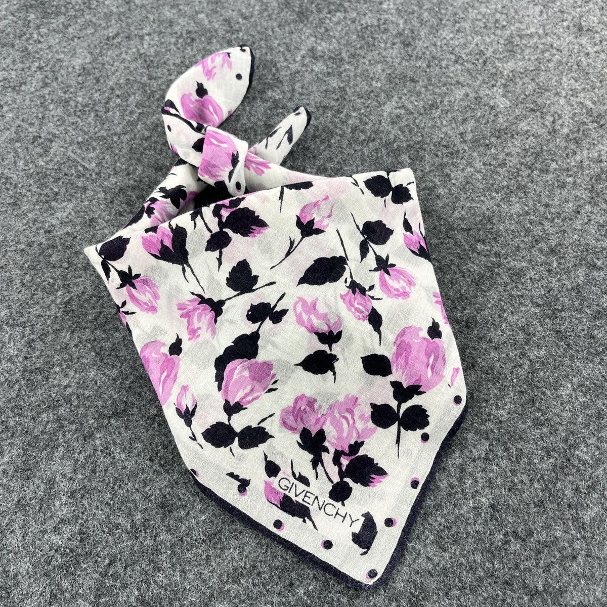 Givenchy Givenchy Handkerchief / Bandana / Neckerchief B477 Size ONE SIZE - 9 Thumbnail