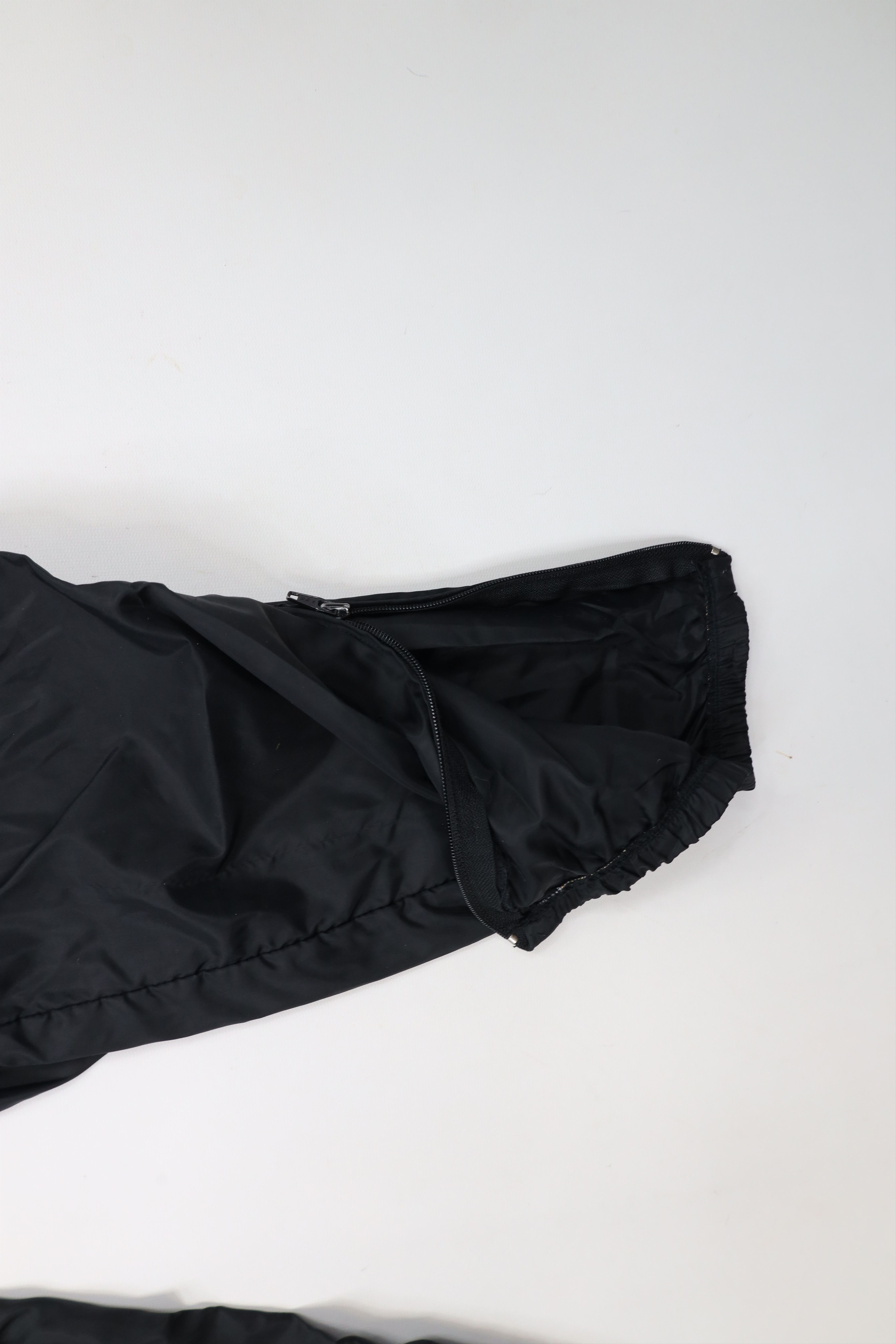 Vintage Vintage 80s 90s Streetwear Windbreaker Jogger Pants USA Size US 34 / EU 50 - 5 Thumbnail