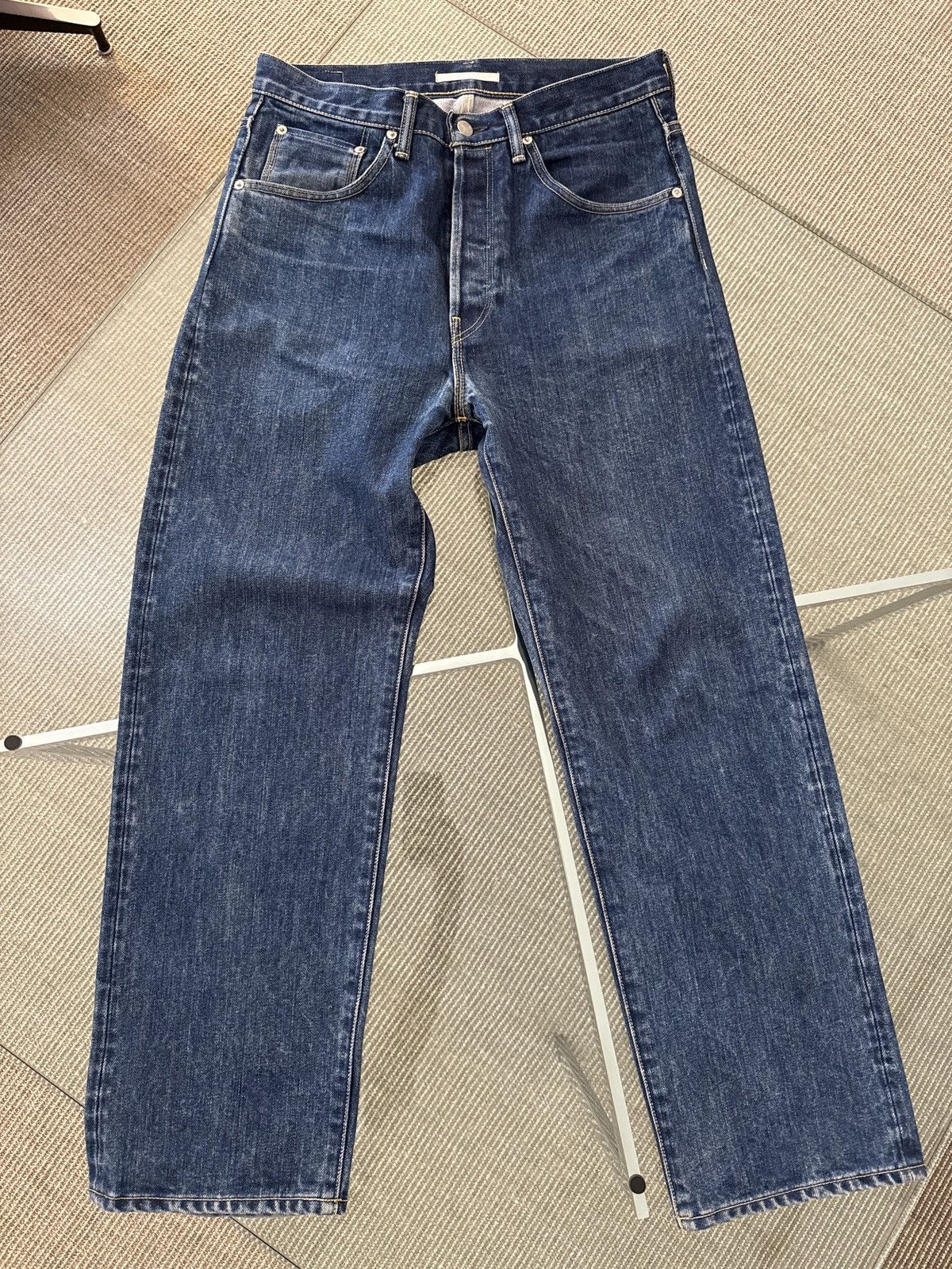 HATSKI Tapered Japanese Selvedge Denim - Medium Wash - size 3 Size US 31 - 1 Thumbnail