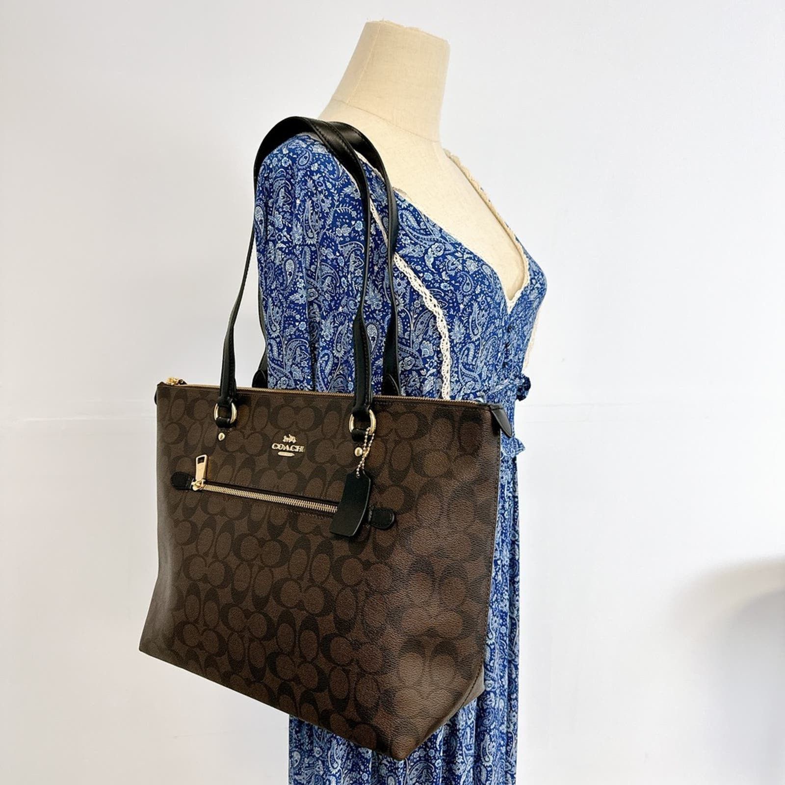 image of Coach F79609 Gallery Tote In Signature Canvas Brown Black, Women's
