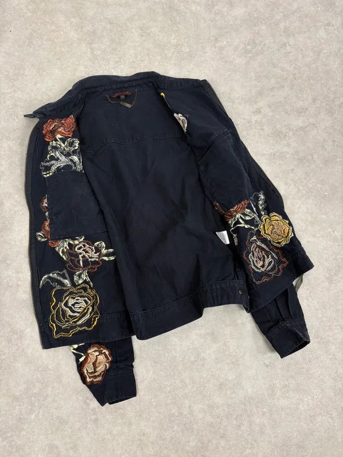 Roberto Cavalli 2000s Roberto Cavalli Navy Embroidered Floral Jacket Size US XS / EU 42 / 0 - 7 Thumbnail