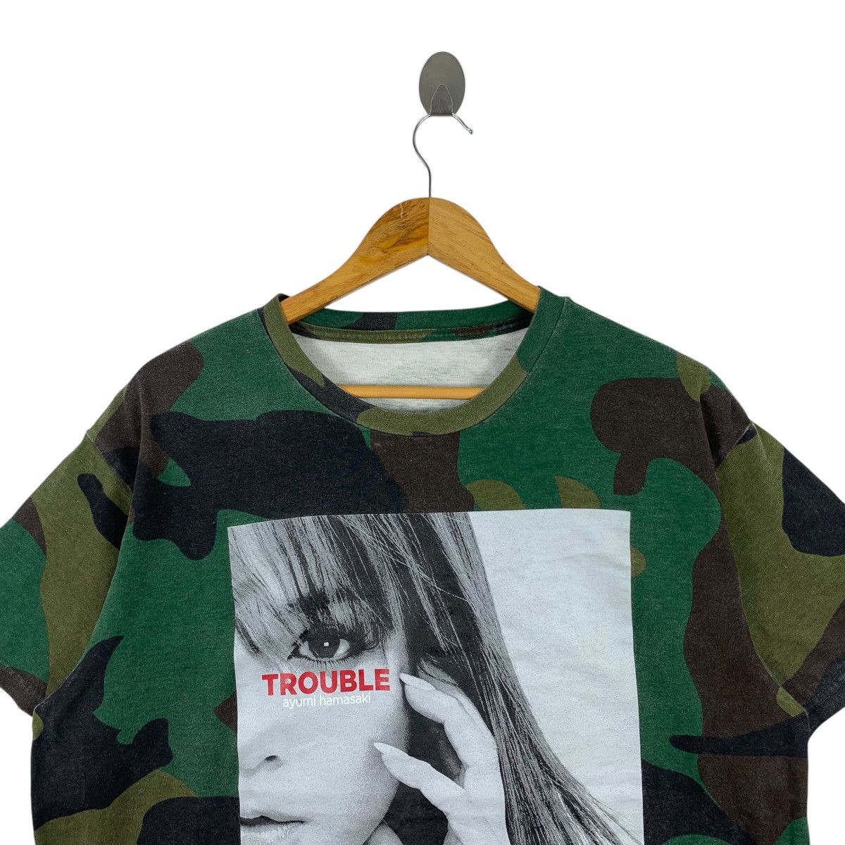 Japanese Brand TROUBLE By AYUMI HAMASAKI Live Tour 2018-2019 Japan Shirt Size US L / EU 52-54 / 3 - 2 Thumbnail