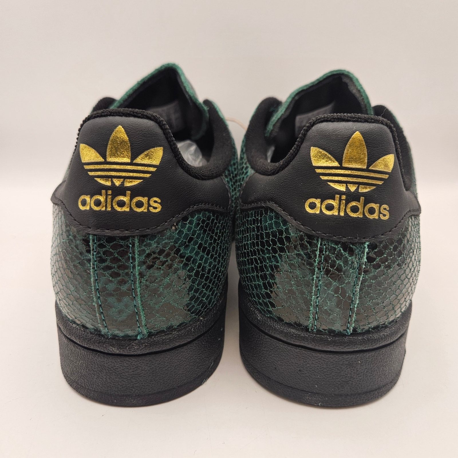 Adidas ADIDAS ORIGINALS WOMEN'S 7 SUPERSTAR BLACK GREEN SNAKESKIN Size US 7 / IT 37 - 3 Thumbnail