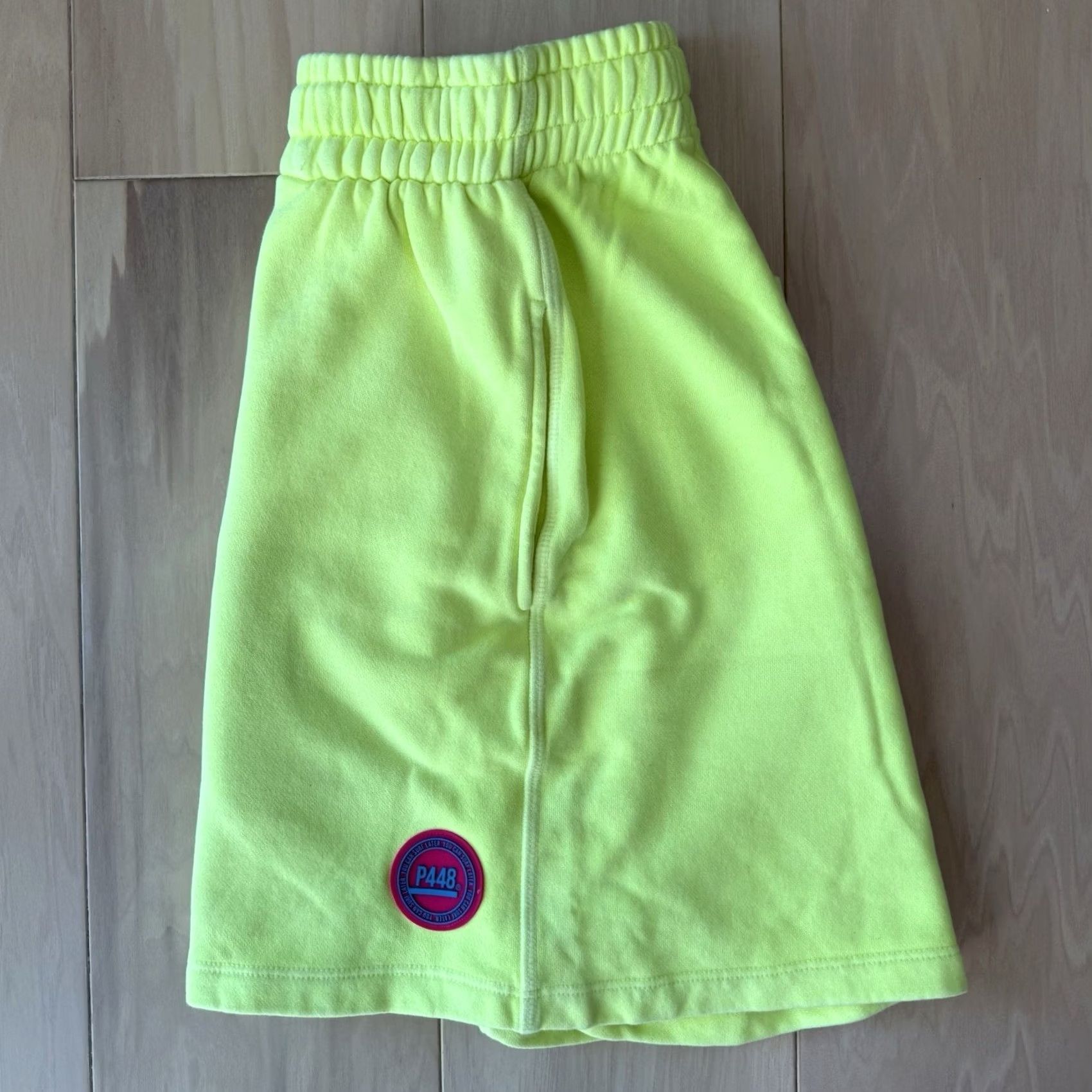 P448 P448 Shorts Medium Neon Green Fleece Summer Streetwear Italy Casual NWT Mens Regular M 28in Zip Zipper Cotton Size US 28 / EU 44 - 2 Thumbnail