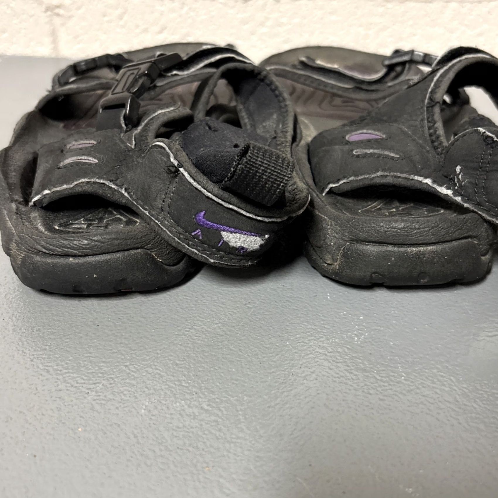 Nike Nike Women’s 8 ACG Air Deschutz Black Strappy Adjustable Sport Sandals Size US 8 / IT 38 - 5 Thumbnail