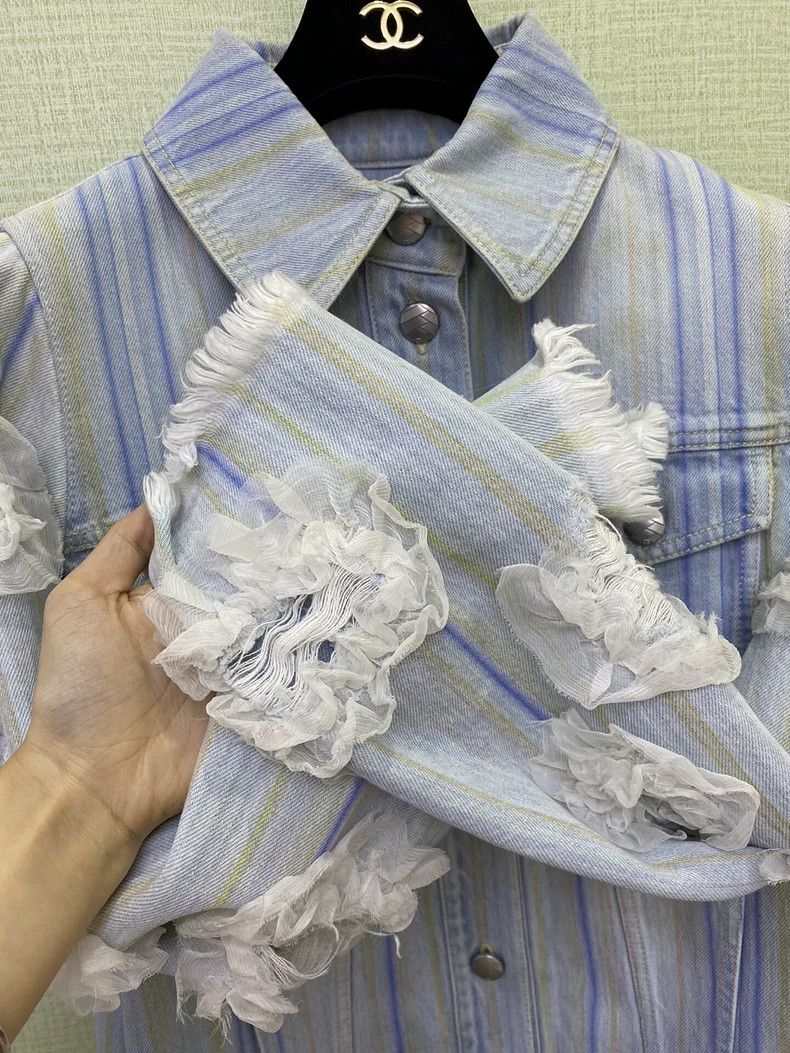 Chanel Chanel Chanel Falls Series Camellia Denim Jacket Size XS / US 0-2 / IT 36-38 - 3 Thumbnail