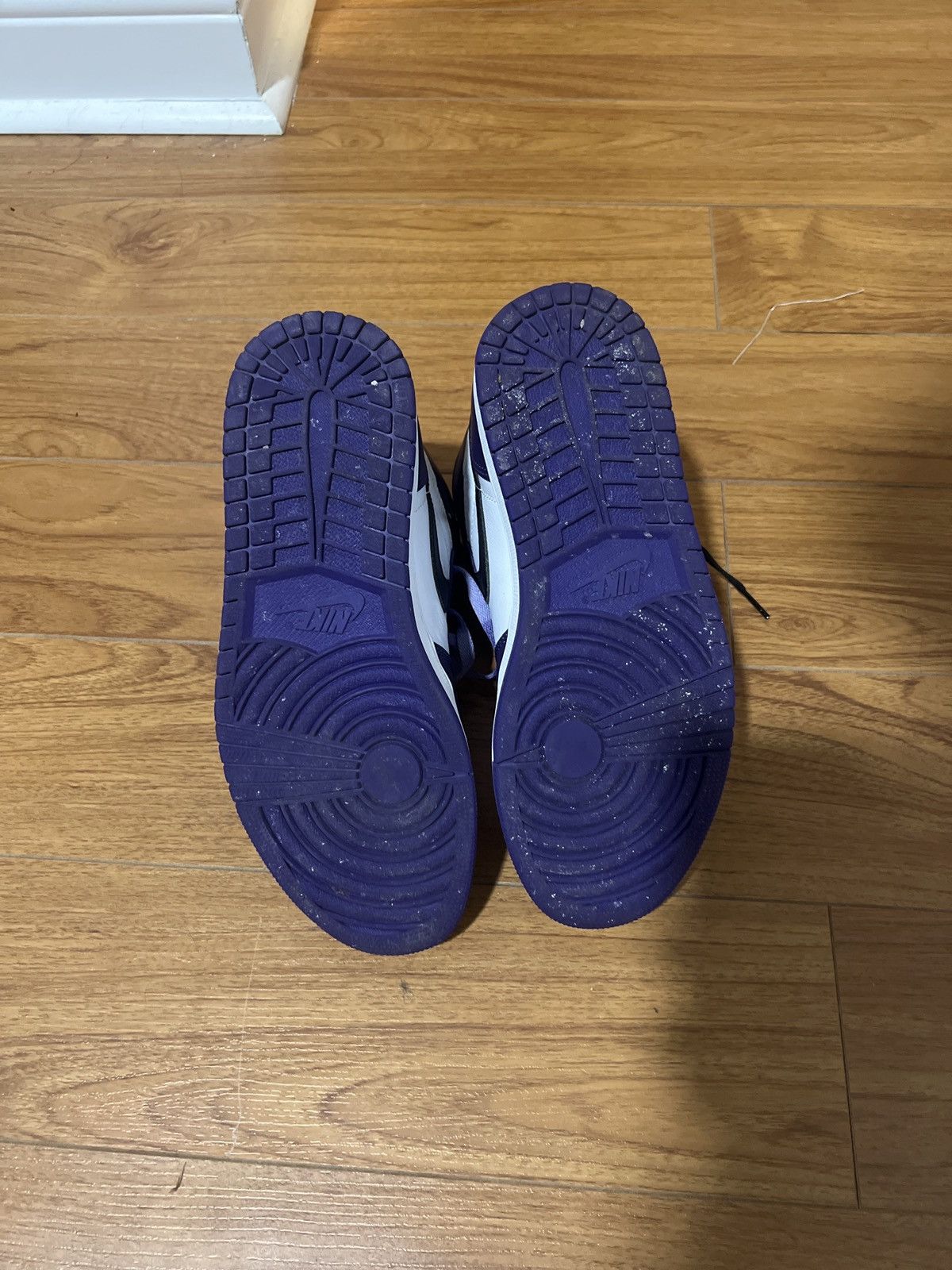 Jordan Brand Jordan 1 Court Purple Size US 9.5 / EU 42-43 - 2 Thumbnail