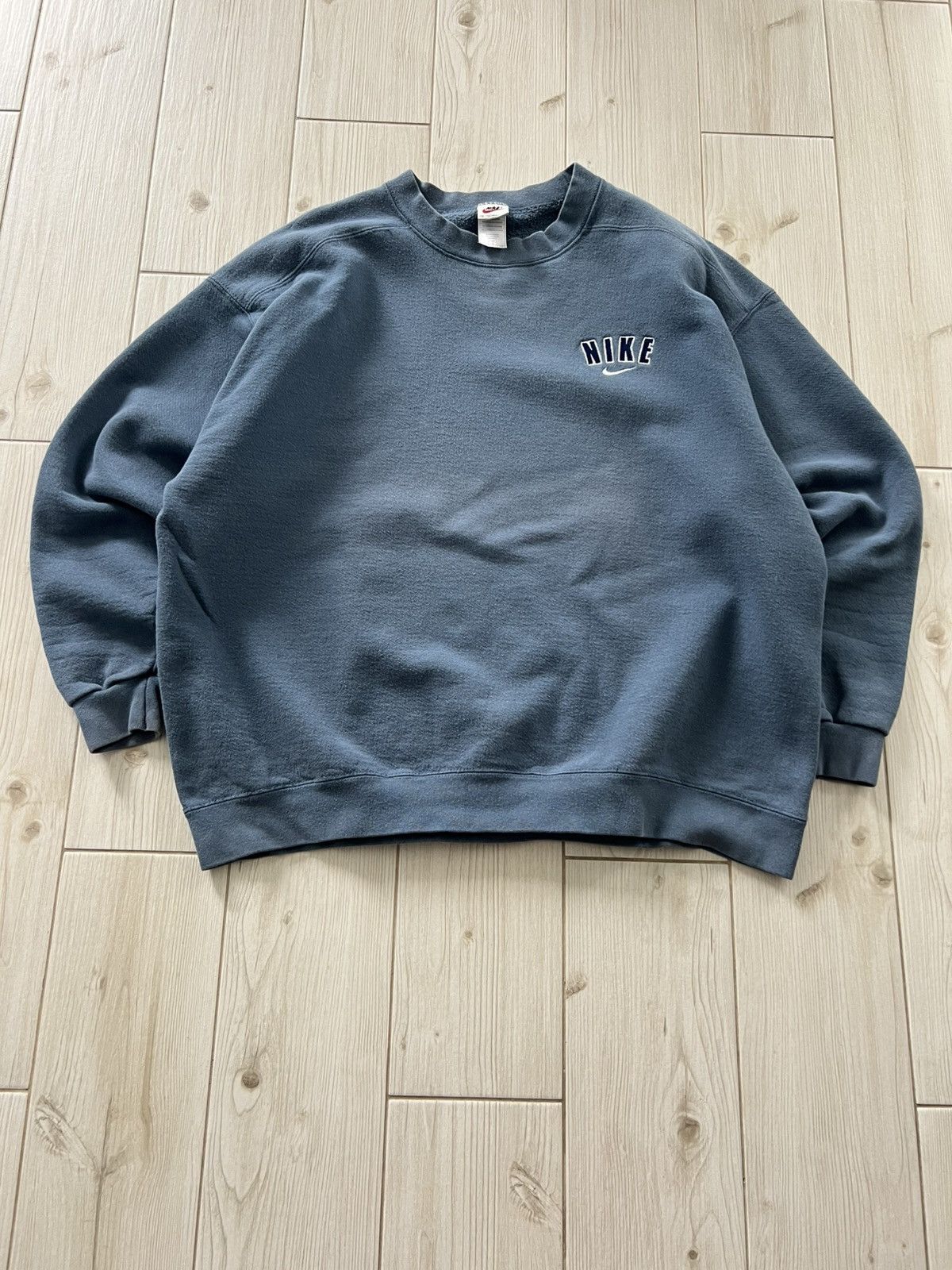 Nike Vintage 90s Nike Sweatshirt Y2K Hype Rare Size XL Size US XL / EU 56 / 4 - 11 Thumbnail