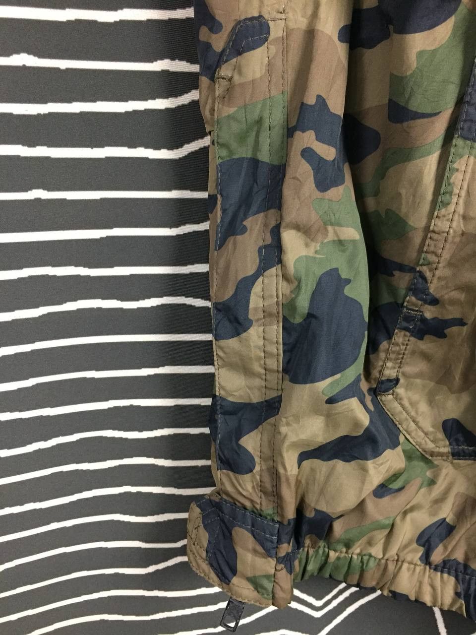 Bershka Bershka Reflected Camo Anorak Windbreaker Jacket Size US M / EU 48-50 / 2 - 7 Thumbnail