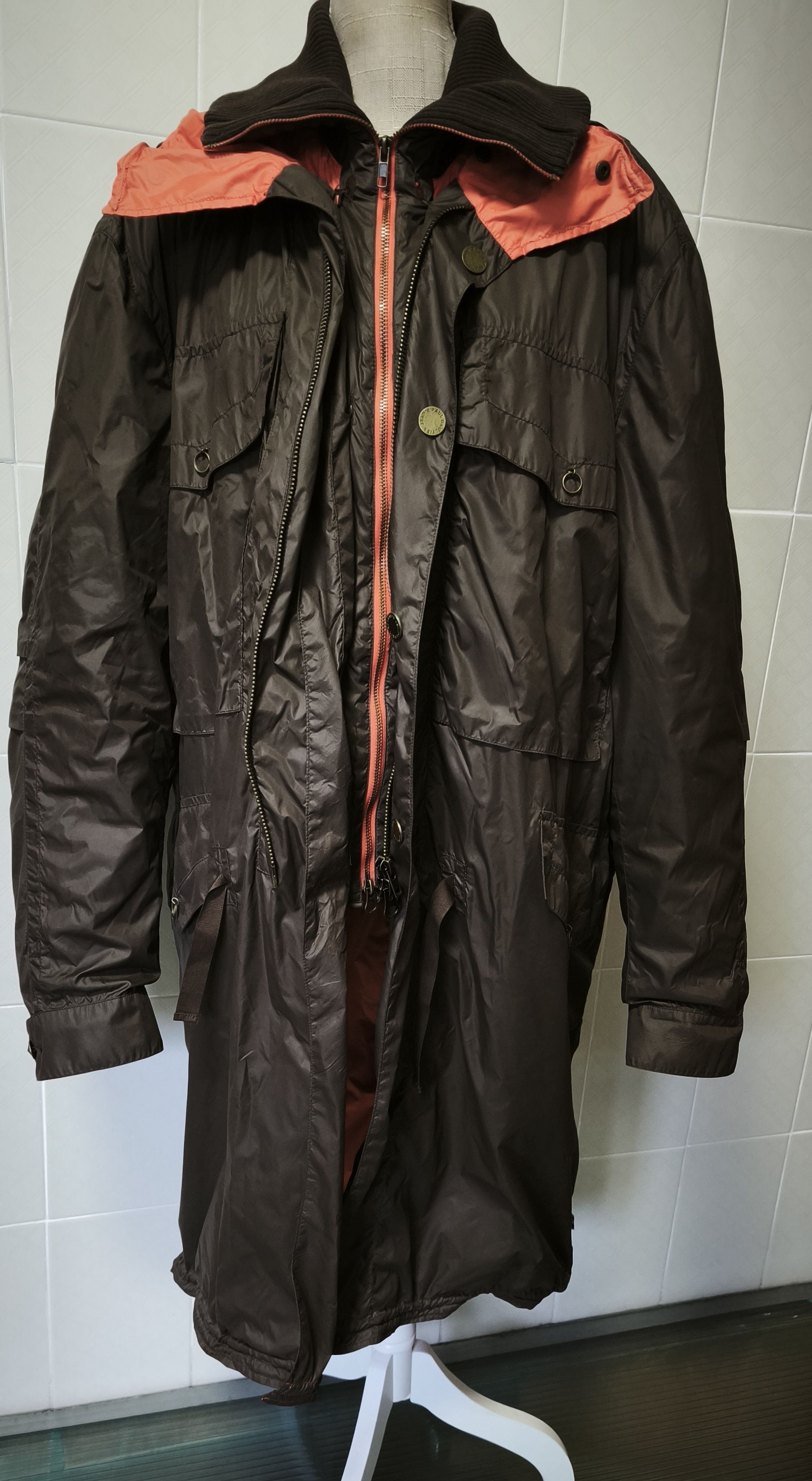 Jean Paul Gaultier Fishtail parka, in nylon, made up of two detachable pieces. Size US L / EU 52-54 / 3 - 1 Thumbnail