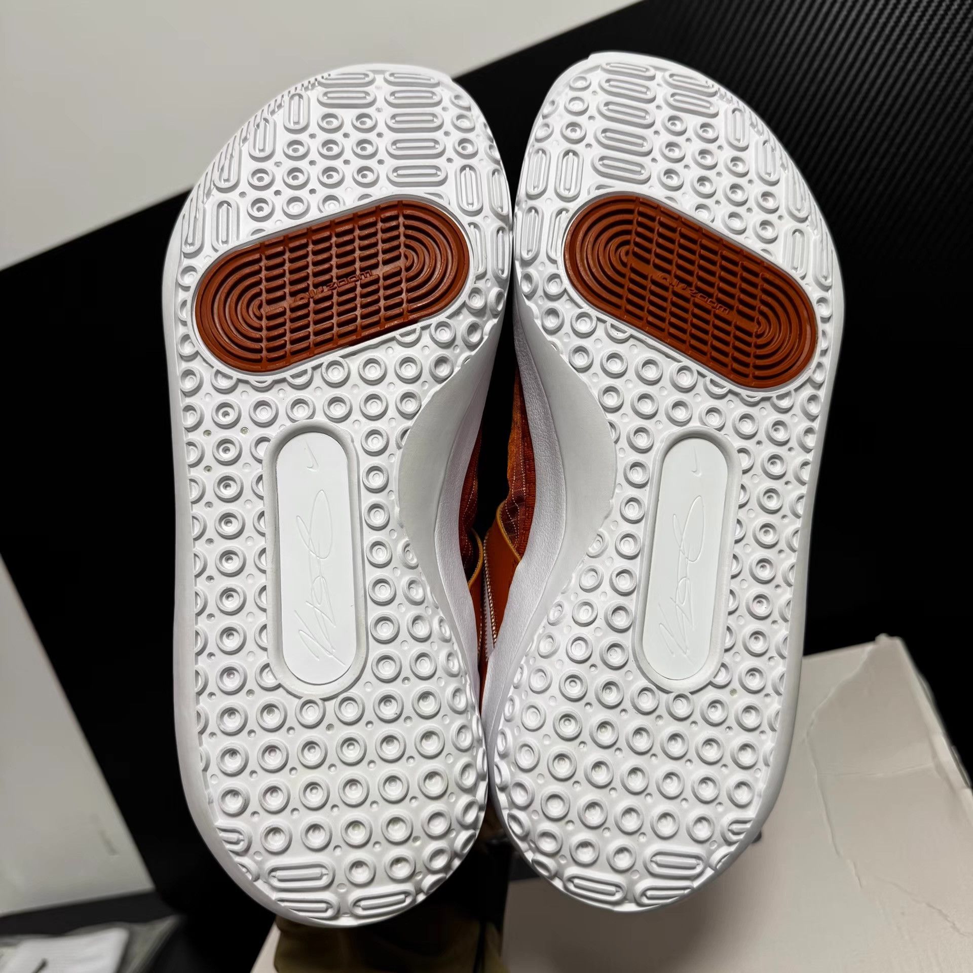 Nike Nike KD13 Texas PE Q10 Size US 9.5 / EU 42-43 - 6 Thumbnail