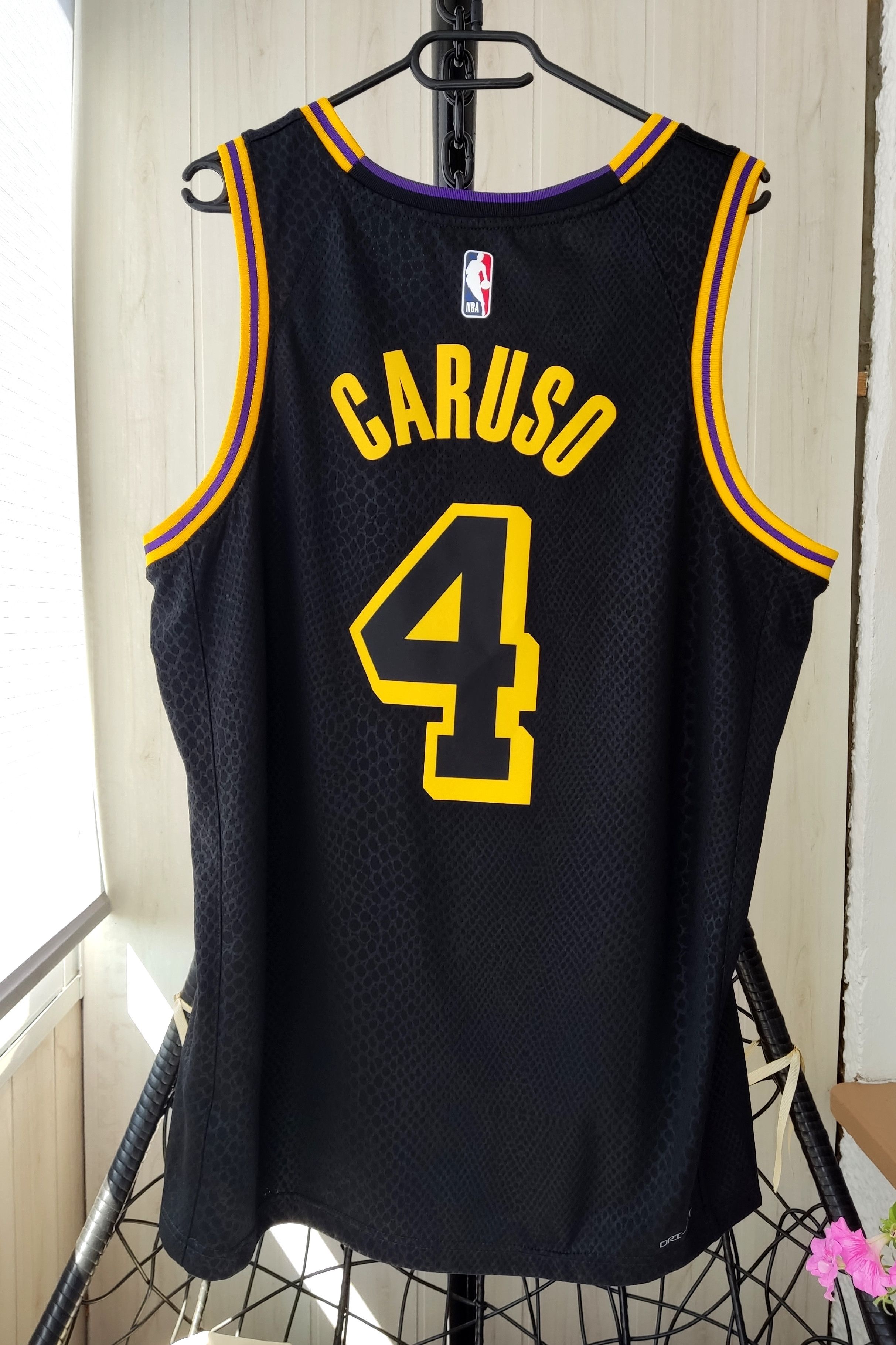 Nike Lakers Alex Caruso #4 Black Size L