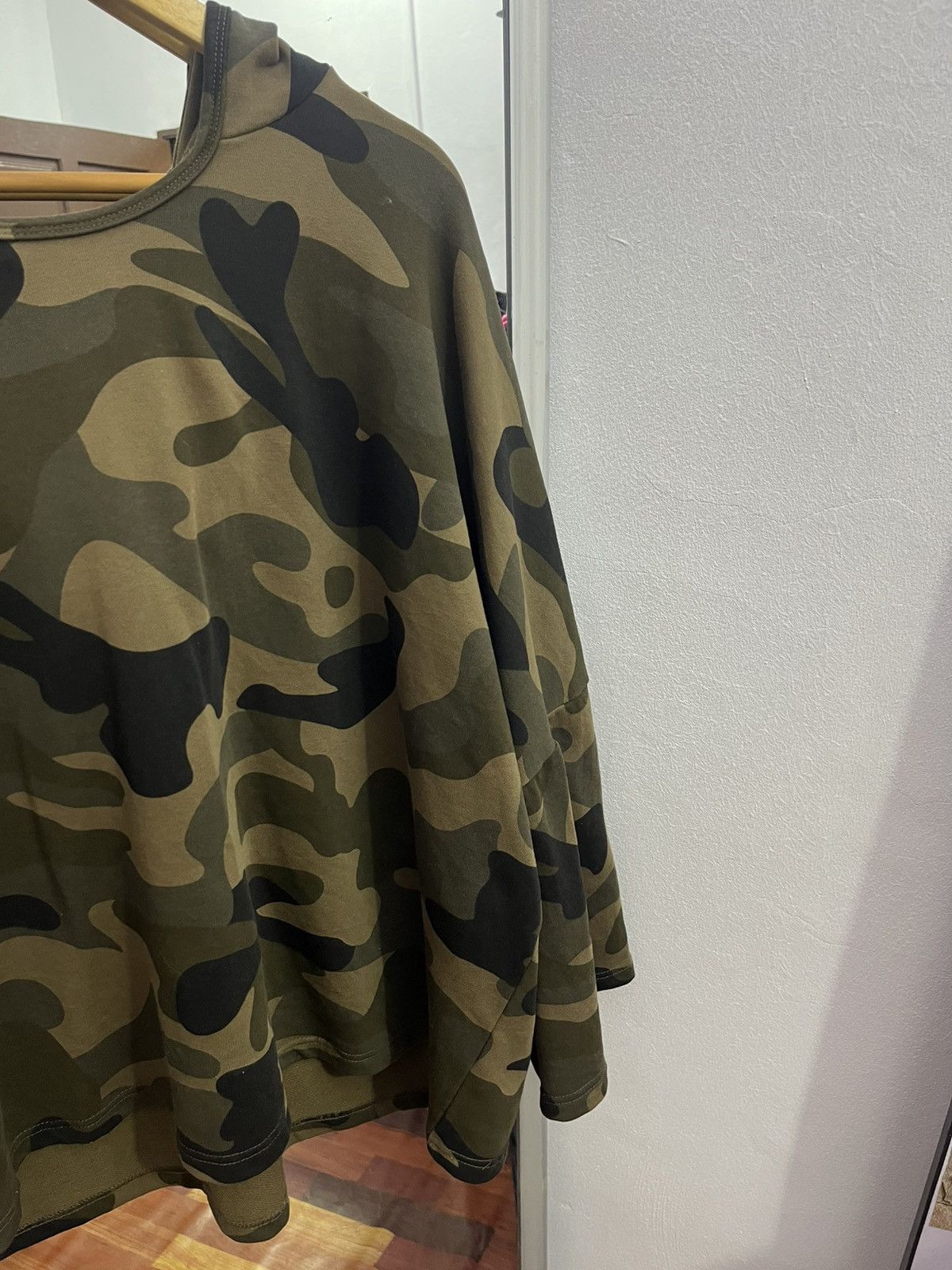 Japanese Brand H/S Designed By Rei Japan Camo Poncho Hoodie Size US L / EU 52-54 / 3 - 3 Thumbnail