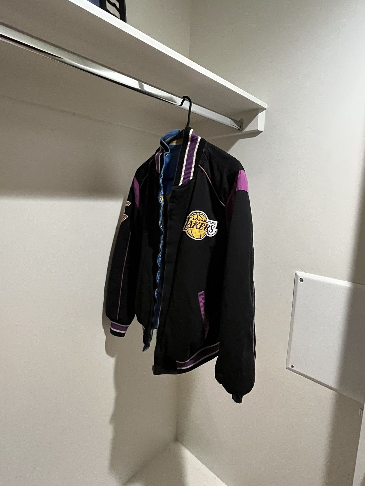 NBA × Vintage Vintage Lakers Reversible Jacket Size US S / EU 44-46 / 1 - 3 Thumbnail