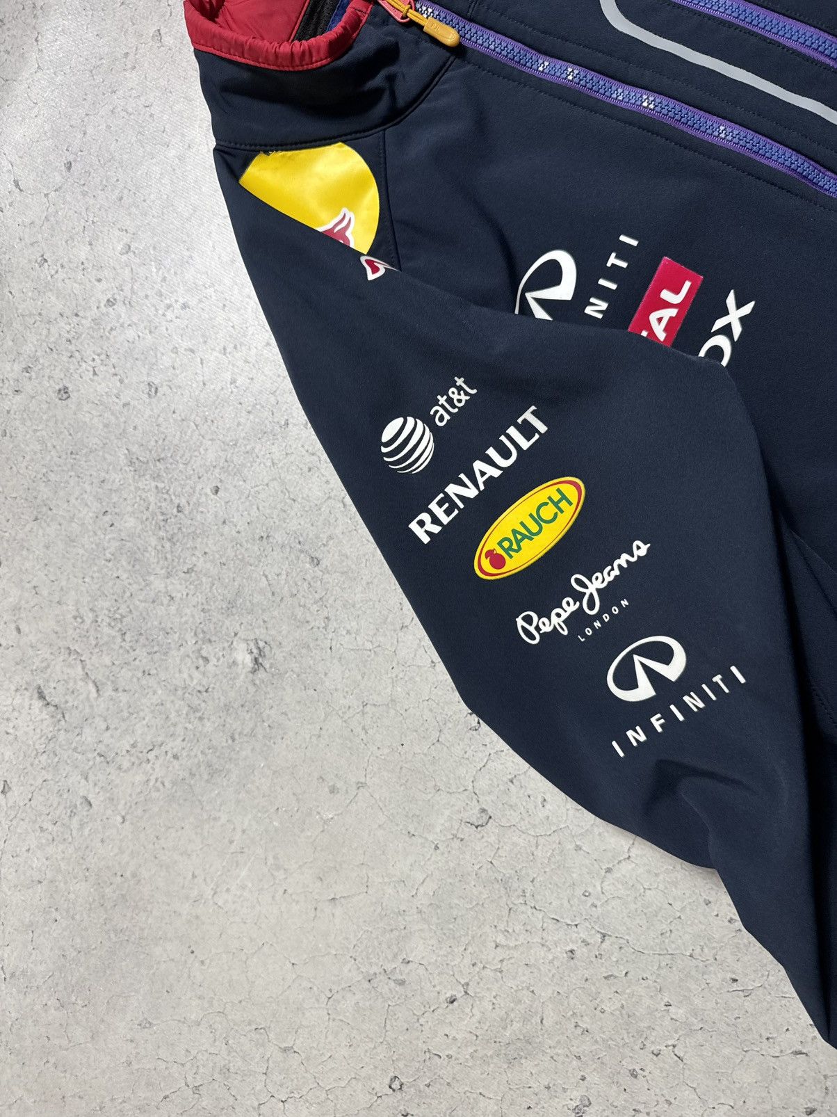 Pepe Jeans Pepe Jeans Red Bull Racing Soft-Shell Jacket Vintage M Size US M / EU 48-50 / 2 - 7 Thumbnail