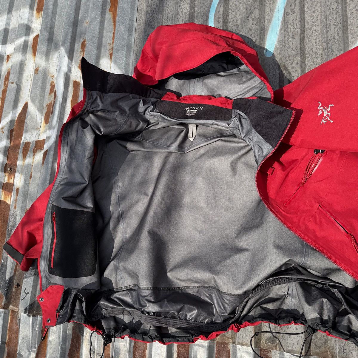 Arc'teryx Arc’teryx Gore-Tex Pro CMH Heli-Skiing Jacket Alpha SV Size US XL / EU 56 / 4 - 12 Thumbnail