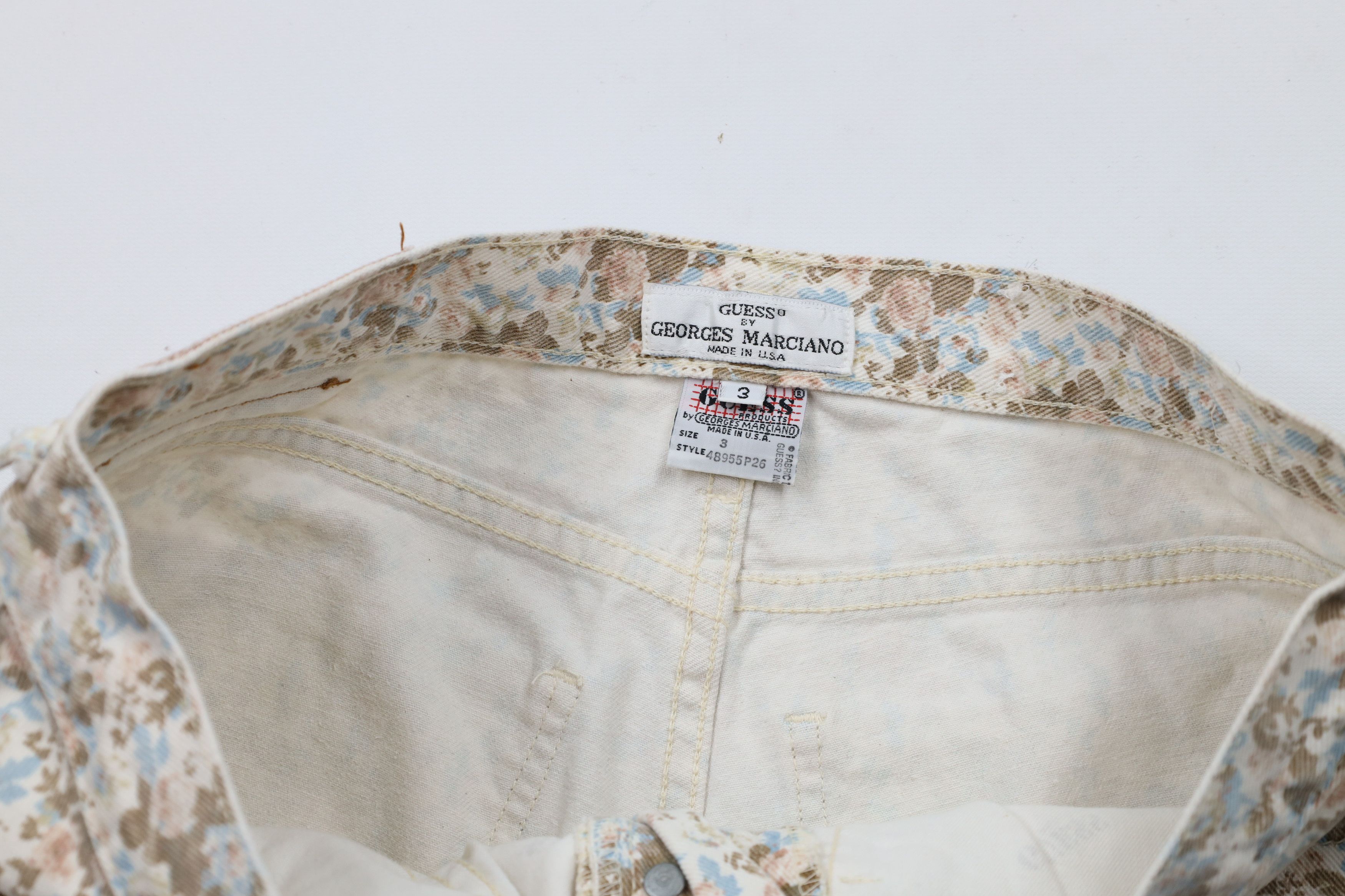 Guess × Vintage Vintage 90s Guess All Over Print Button Fly Denim Shorts USA Size 26" / US 2 / IT 38 - 6 Thumbnail