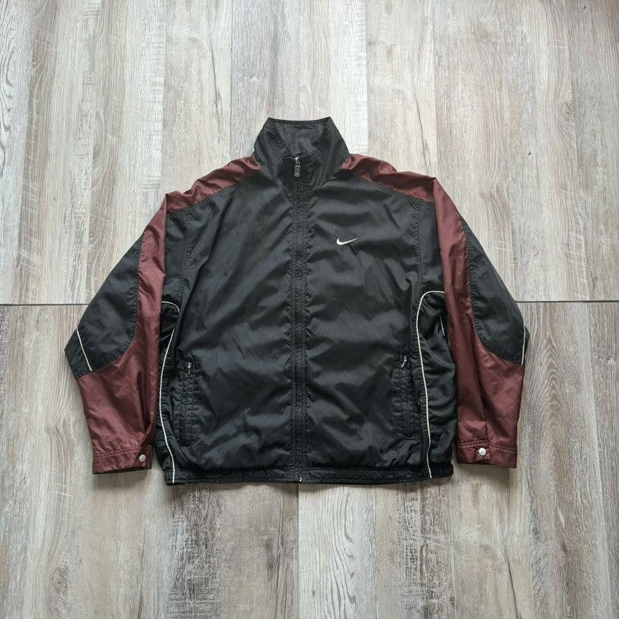 Nike NIKE • VINTAGE Nylon Jacket "Black" (L) Size US L / EU 52-54 / 3 - 1 Thumbnail