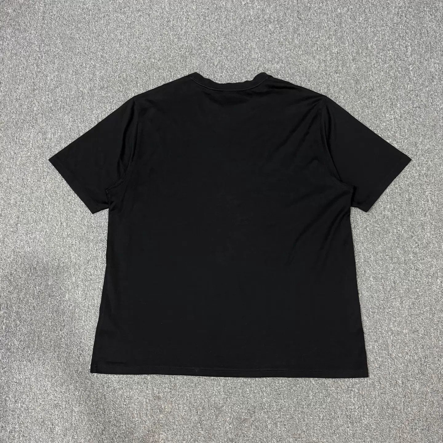 Burberry Burberry Black Logo SS Tee L 99 New Size US L / EU 52-54 / 3 - 2 Thumbnail