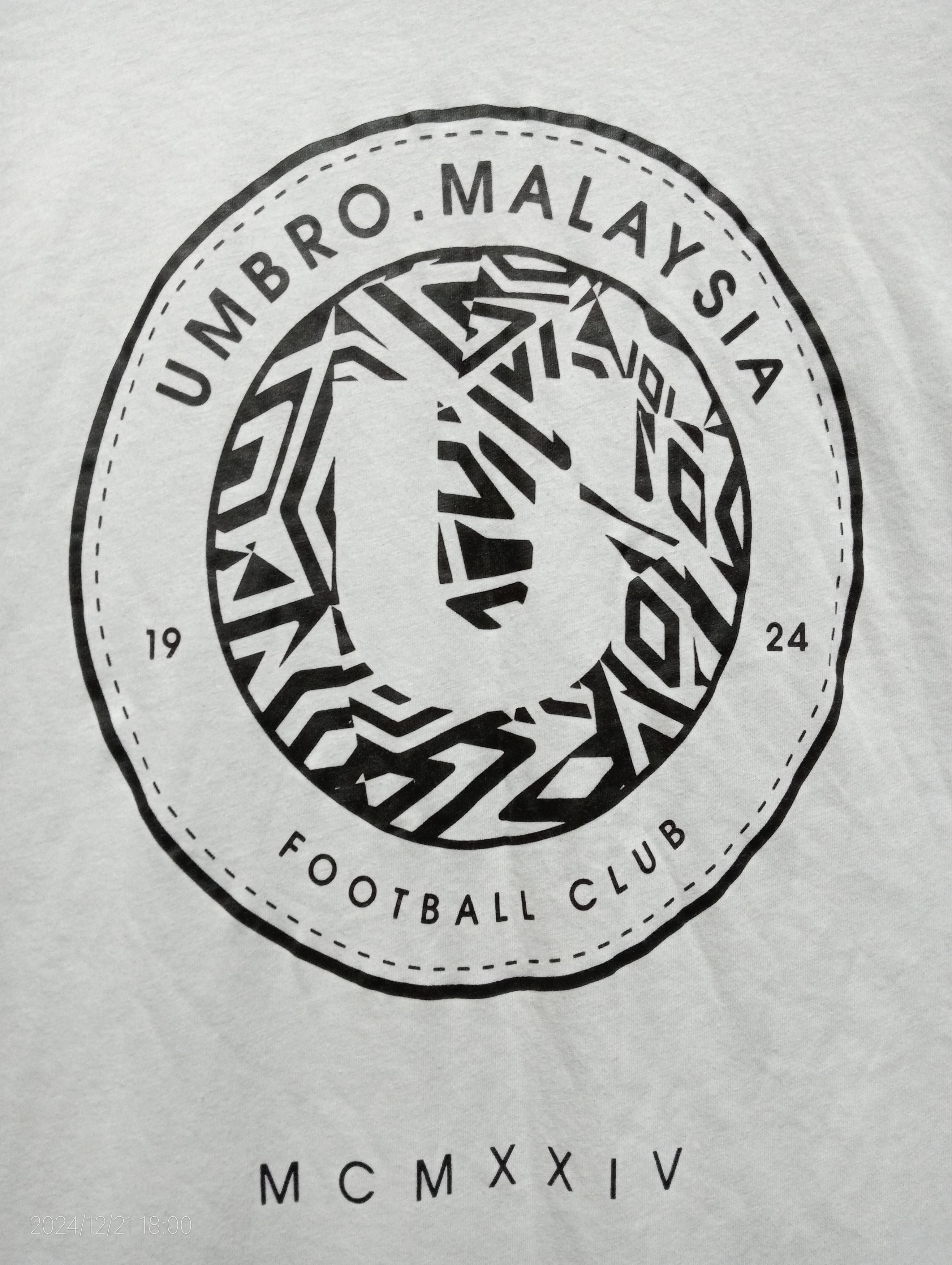 Umbro VTG Y2K Umbro Malaysia Football Club MCMXXIV Tee Very Rare Size US M / EU 48-50 / 2 - 2 Thumbnail