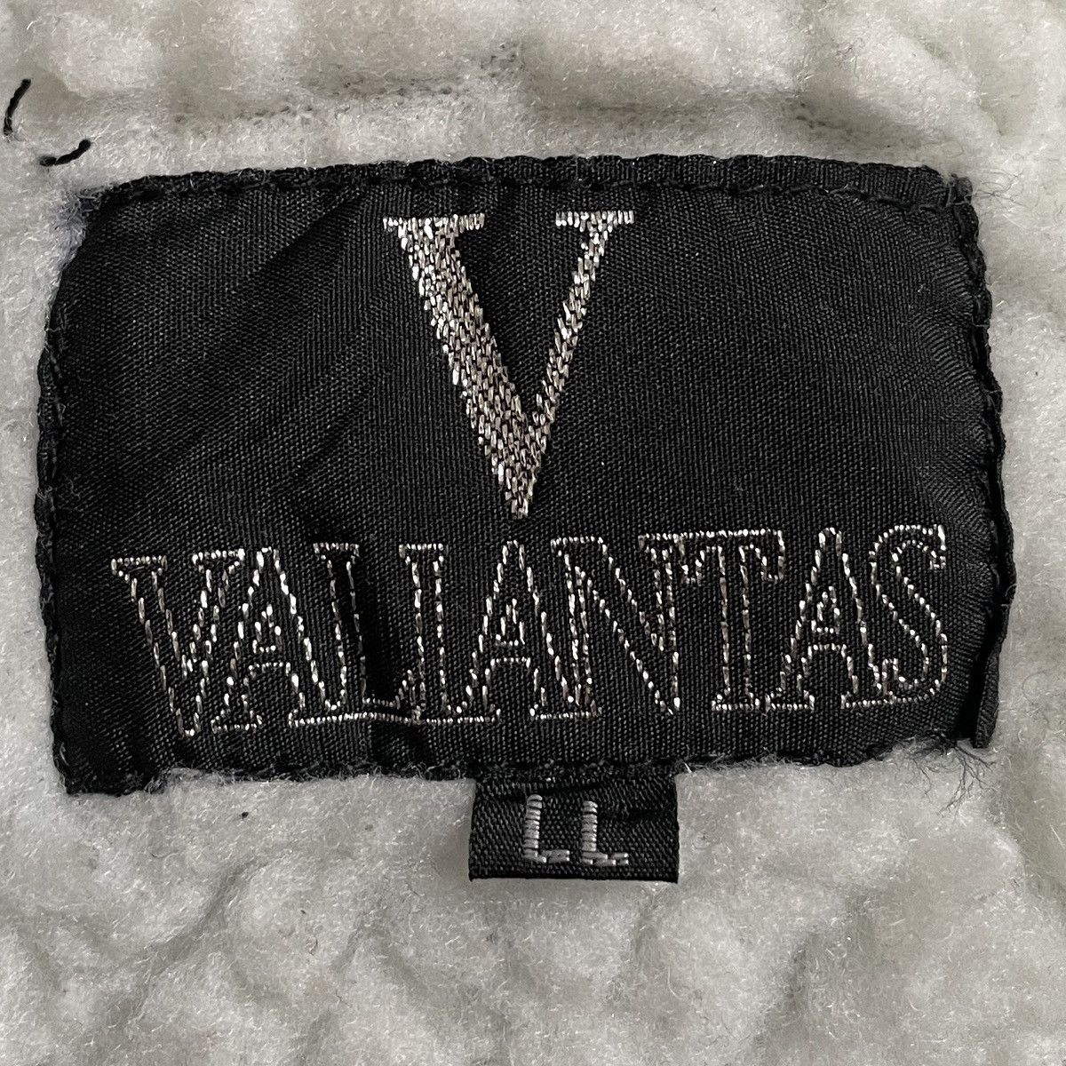 Japanese Brand × Vintage Vintage Brand Valiantas Fur Denim Vest 1990s Size US XL / EU 56 / 4 - 9 Thumbnail