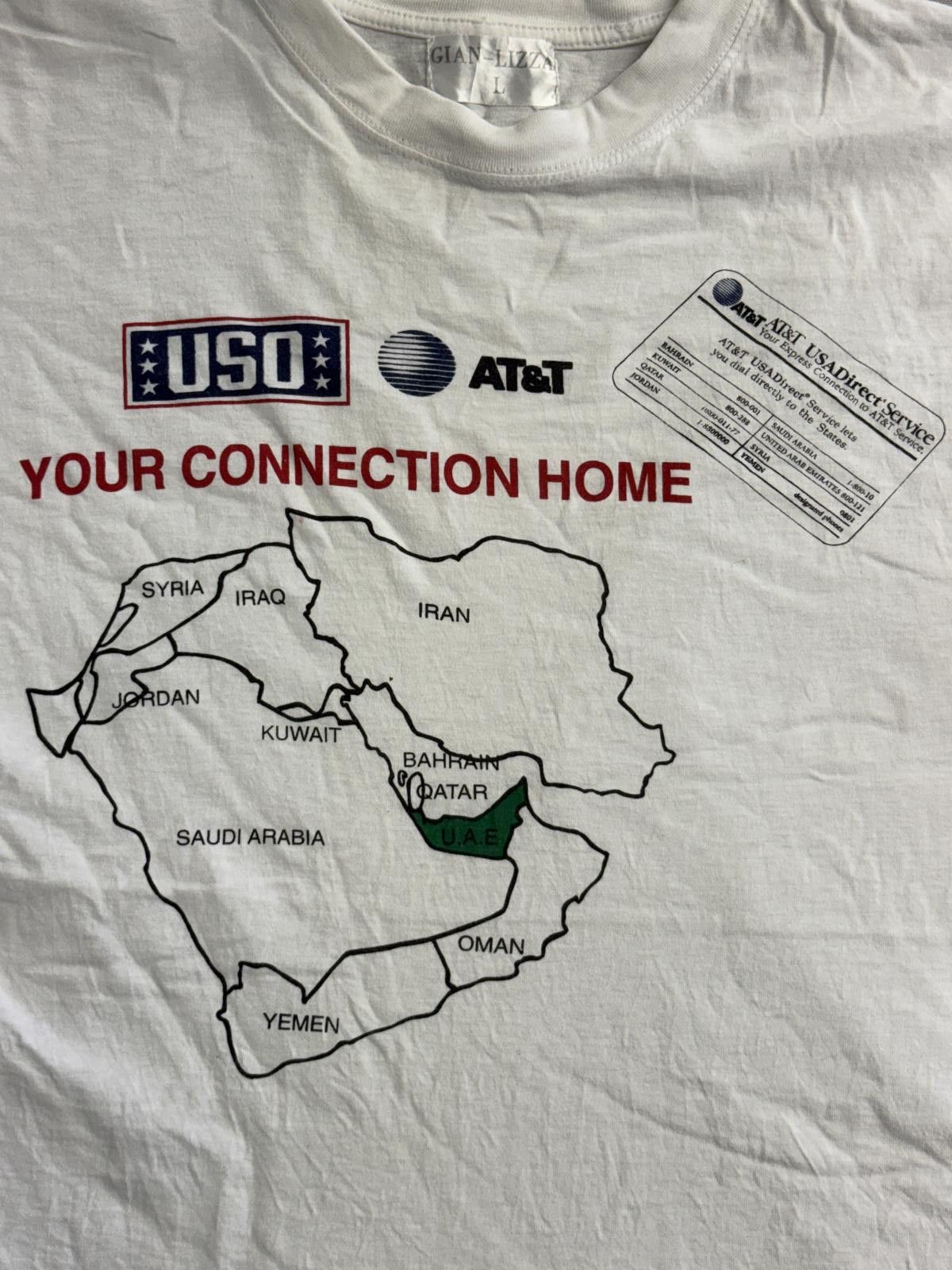 Designer Vintage USO AT&T T-shirt Your Connection Home Middle East L Size US L / EU 52-54 / 3 - 3 Thumbnail