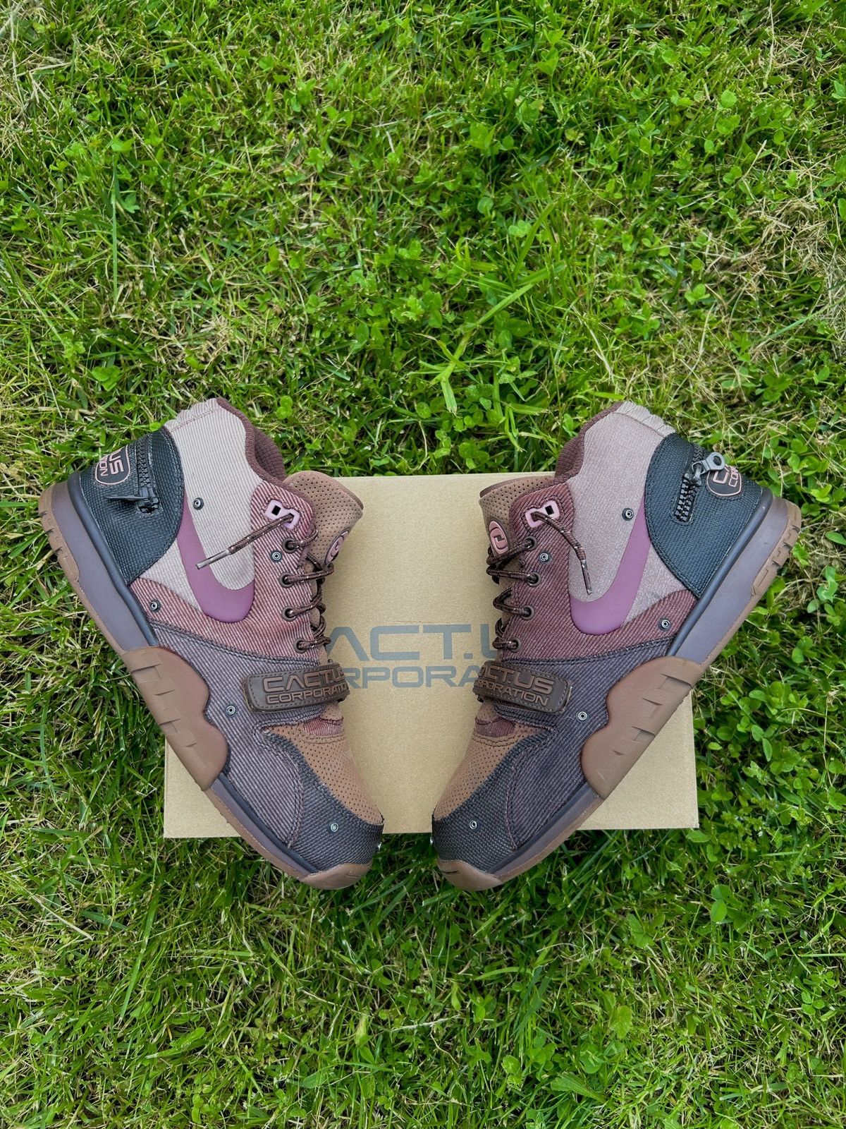 image of Nike x Travis Scott Air Trainer Travis Scott Brown Shoes, Men's (Size 10.5)