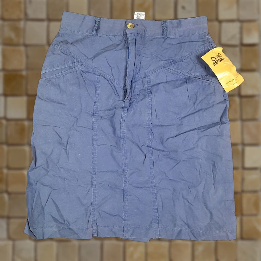 Denime VINTAGE Cetro Republic Denim Skirt Knee Length 10 Women Blue Size 10 Pencil Straight Jeans 90s 00s Y2K Bohemian Retro Size 32" / US 10 / IT 46 - 1 Thumbnail