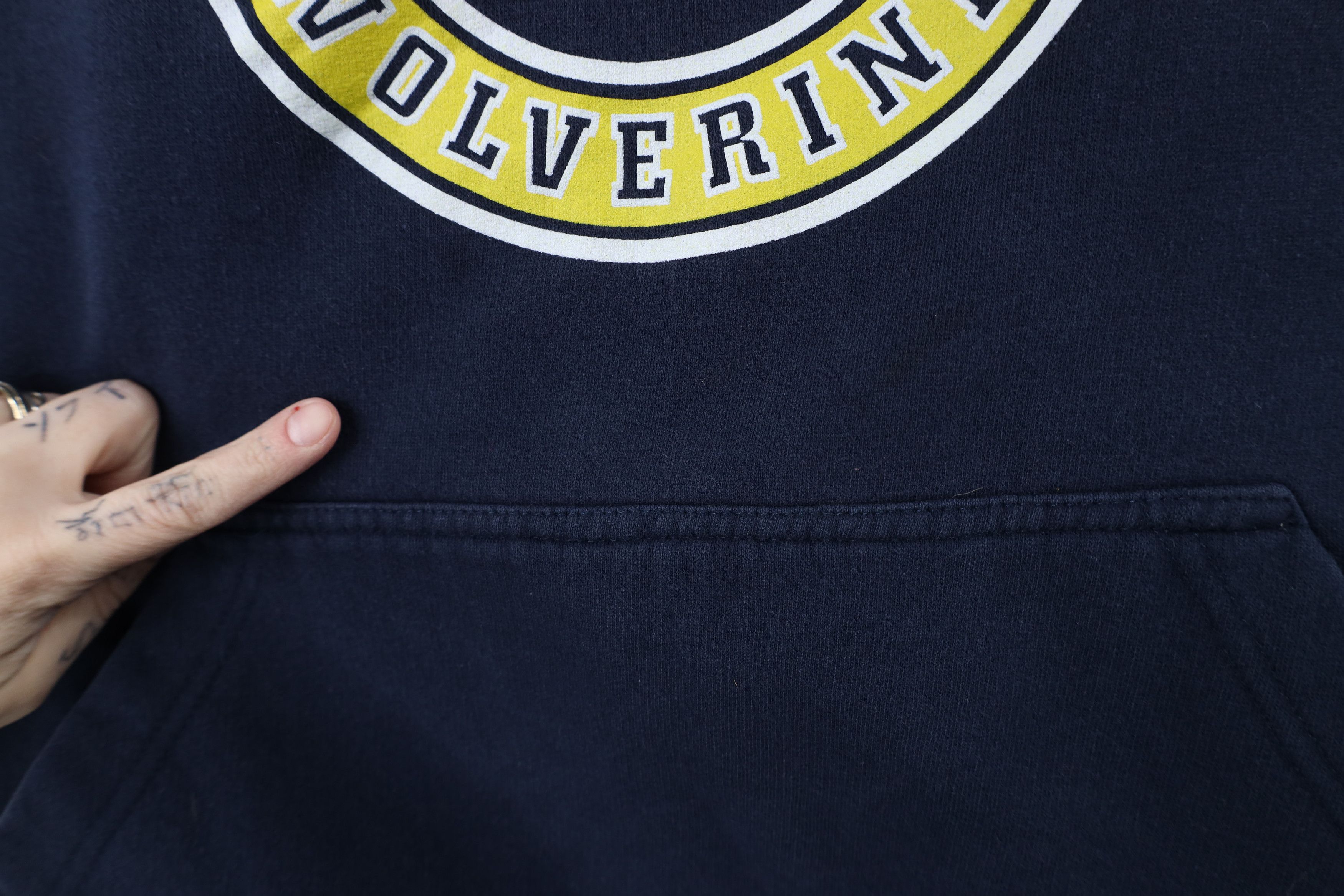 Vintage Vintage 90s Heavyweight University of Michigan Sweatshirt Size US XXL / EU 58 / 5 - 8 Thumbnail