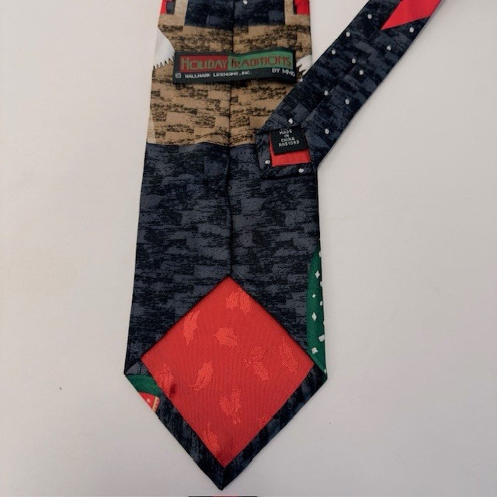 Other Hallmark Holiday Traditions Neck Tie, Nativity Black/Red Size ONE SIZE - 4 Thumbnail