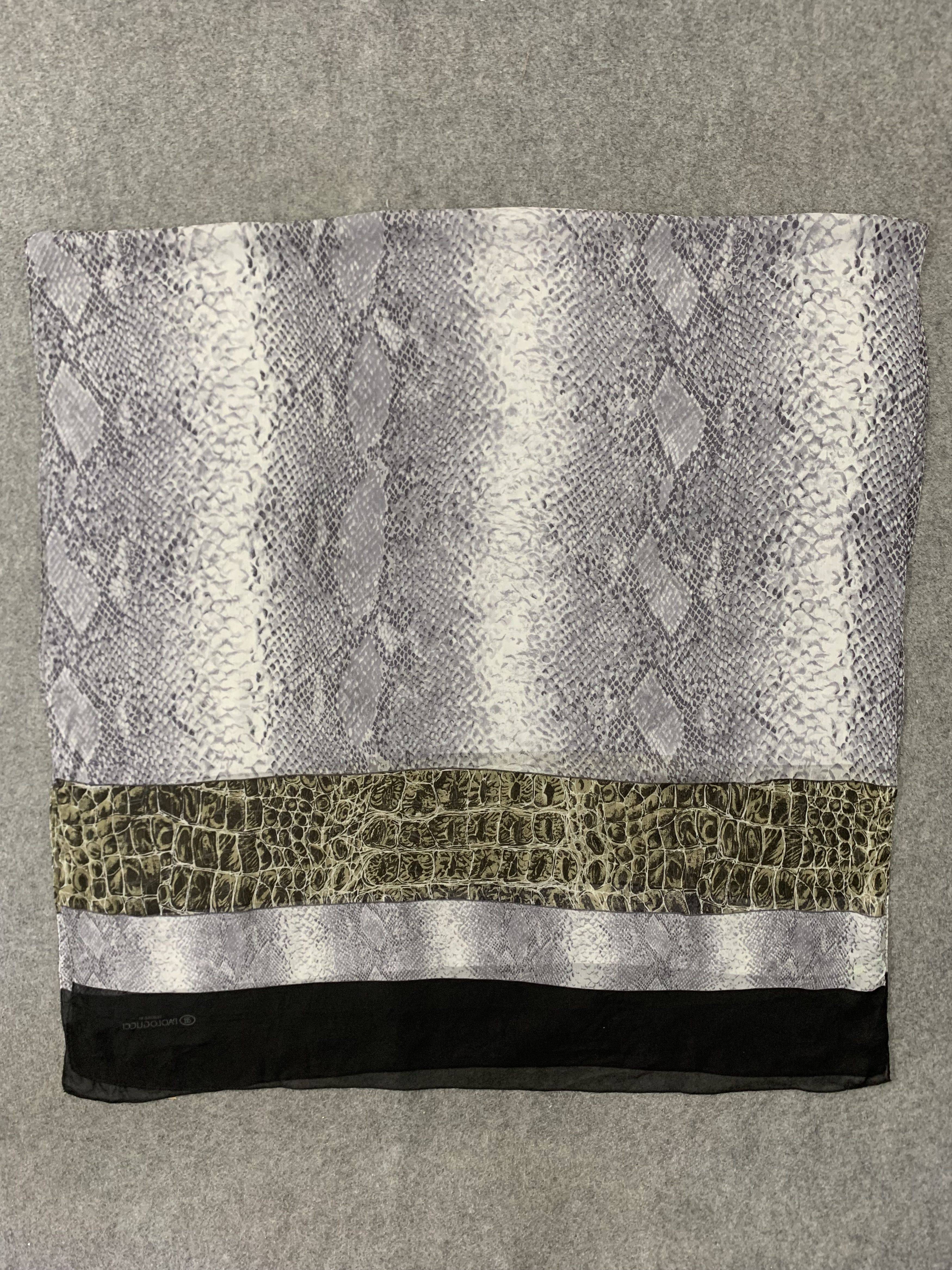 Paolo Gucci Paolo Gucci Scarf Silk Muffler Neck Wrap BL9335 Size ONE SIZE - 3 Thumbnail