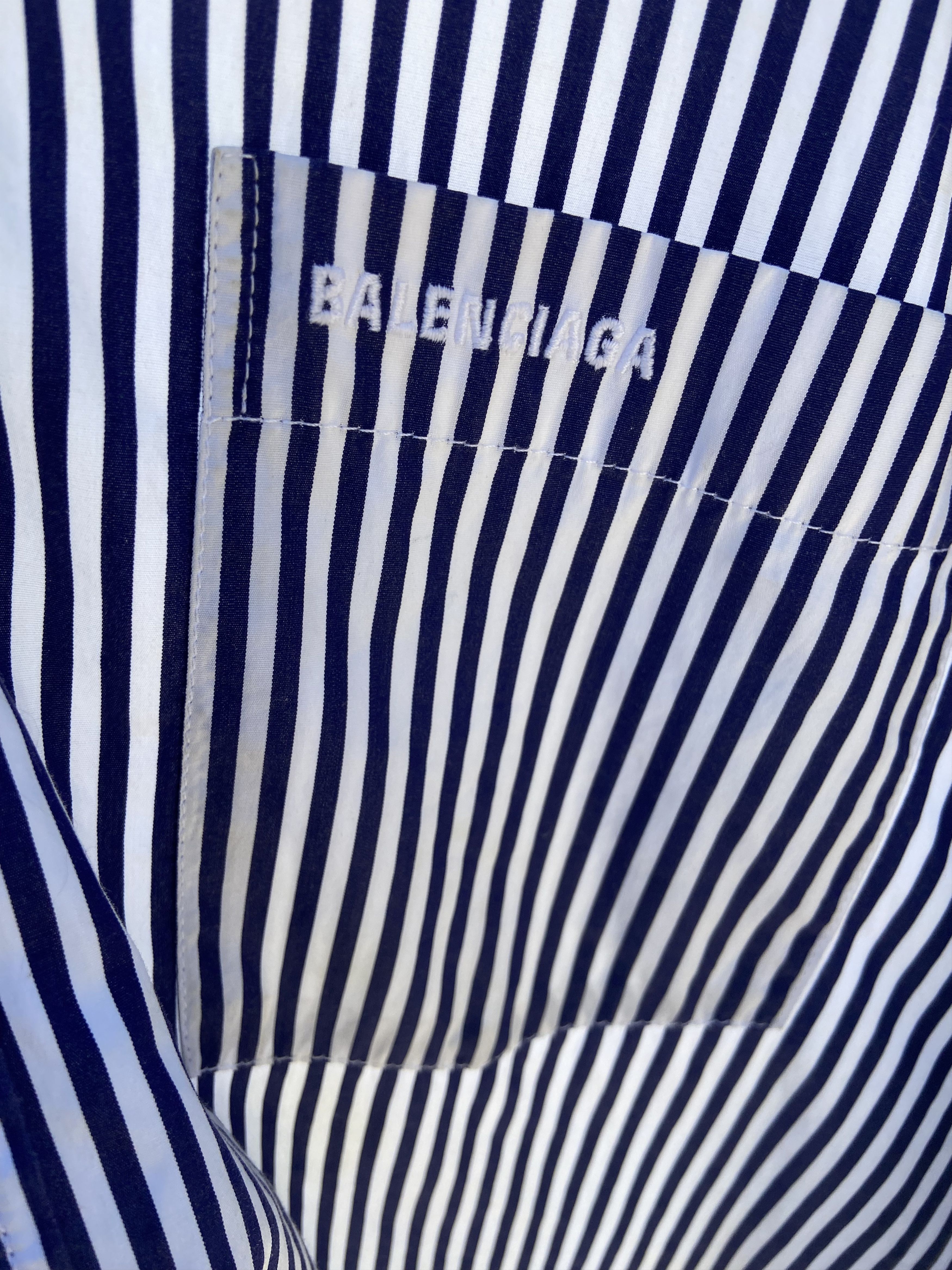 Balenciaga Balenciaga off shoulder button up Size US M / EU 48-50 / 2 - 4 Thumbnail