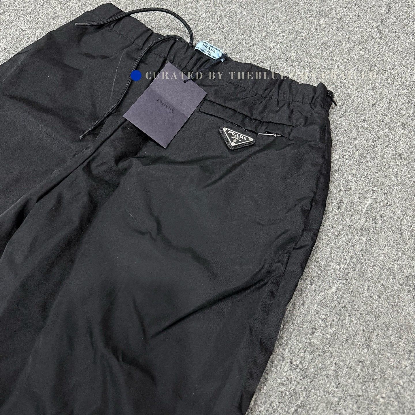 Prada Prada Triangle Logo Zip Hem Recycled Nylon Pants Size US 26 / EU 42 - 3 Thumbnail