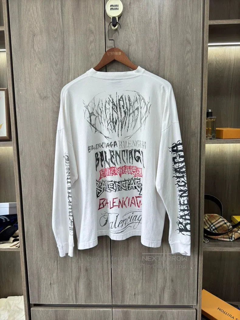 Balenciaga Balenciaga Graffiti Long Sleeve T-Shirt. Size US XS / EU 42 / 0 - 4 Thumbnail