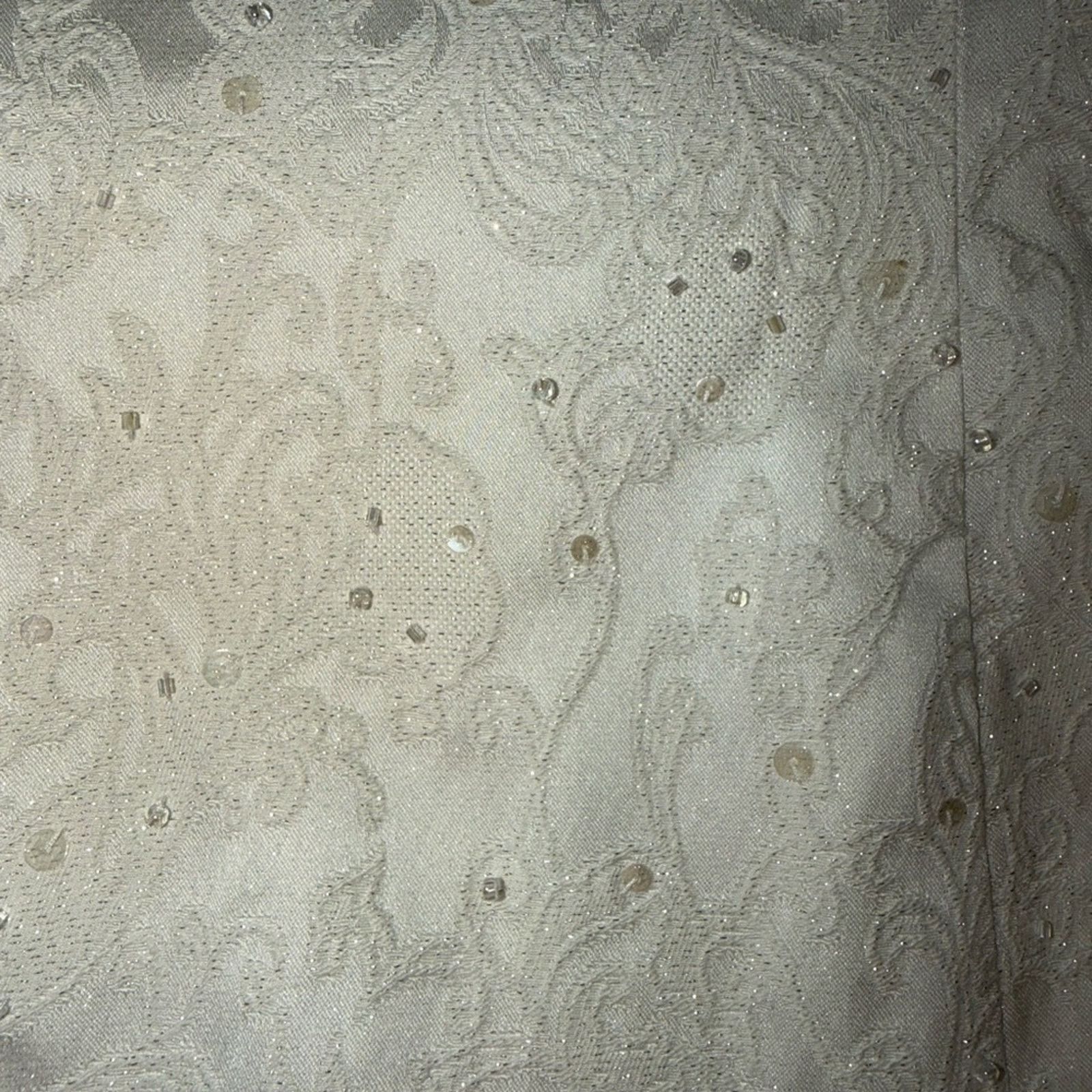 Oleg Cassini Beautiful Oleg Cassini Strapless Brocade Wedding Gown Size M / US 6-8 / IT 42-44 - 8 Thumbnail